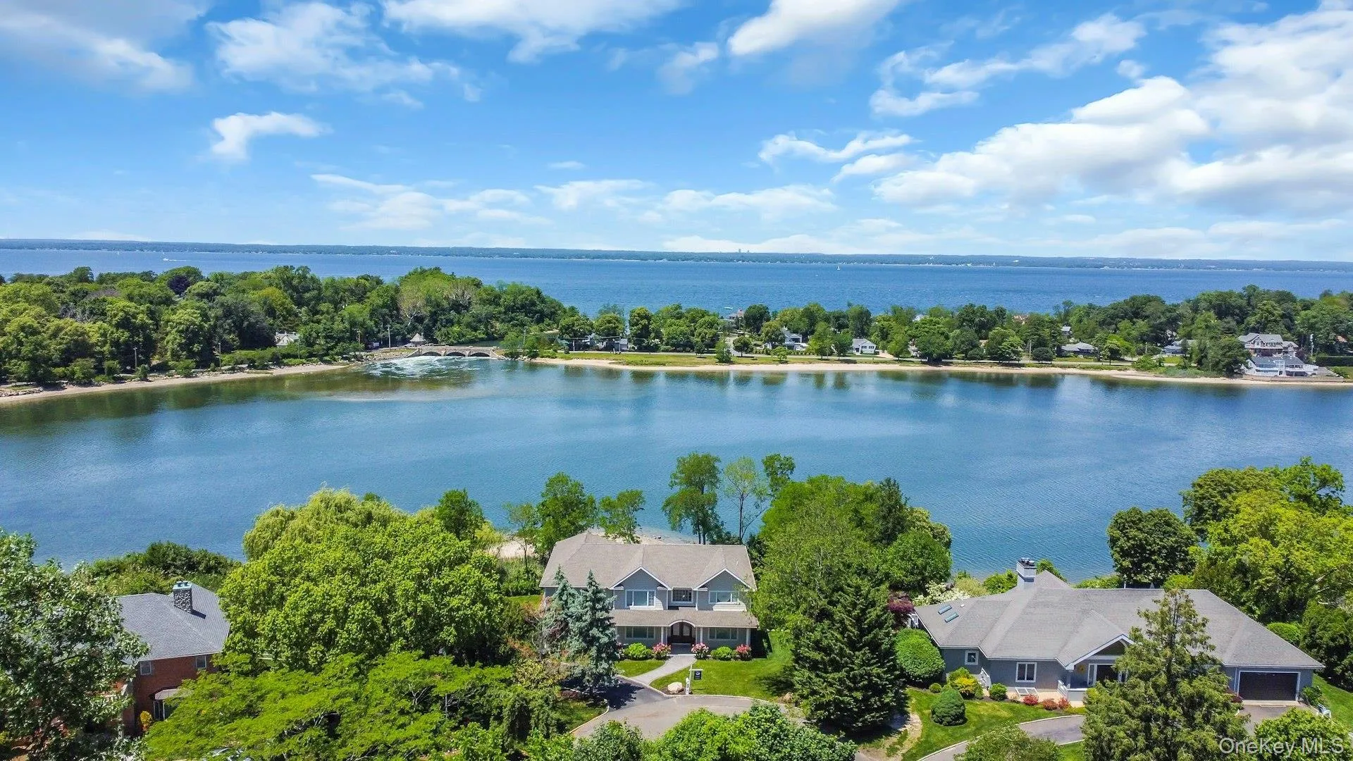 12 Barbara Lane, Glen Cove, NY, 6 Bedrooms Bedrooms, 17 Rooms Rooms,7 BathroomsBathrooms,Residential,For Rent,Barbara,0,1004607 12 Barbara Lane, Glen Cove, NY, 6 Bedrooms Bedrooms, 17 Rooms Rooms,7 BathroomsBathrooms,Residential,For Rent,Barbara,0,1004607