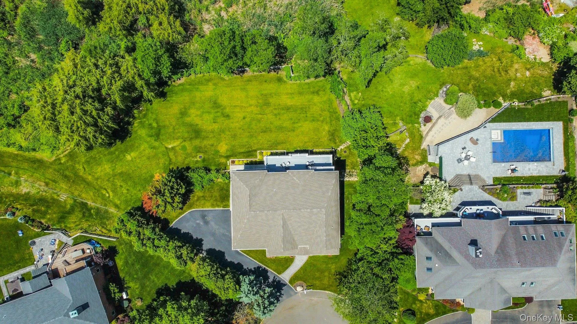 12 Barbara Lane, Glen Cove, NY, 6 Bedrooms Bedrooms, 17 Rooms Rooms,7 BathroomsBathrooms,Residential,For Rent,Barbara,0,1004607 12 Barbara Lane, Glen Cove, NY, 6 Bedrooms Bedrooms, 17 Rooms Rooms,7 BathroomsBathrooms,Residential,For Rent,Barbara,0,1004607