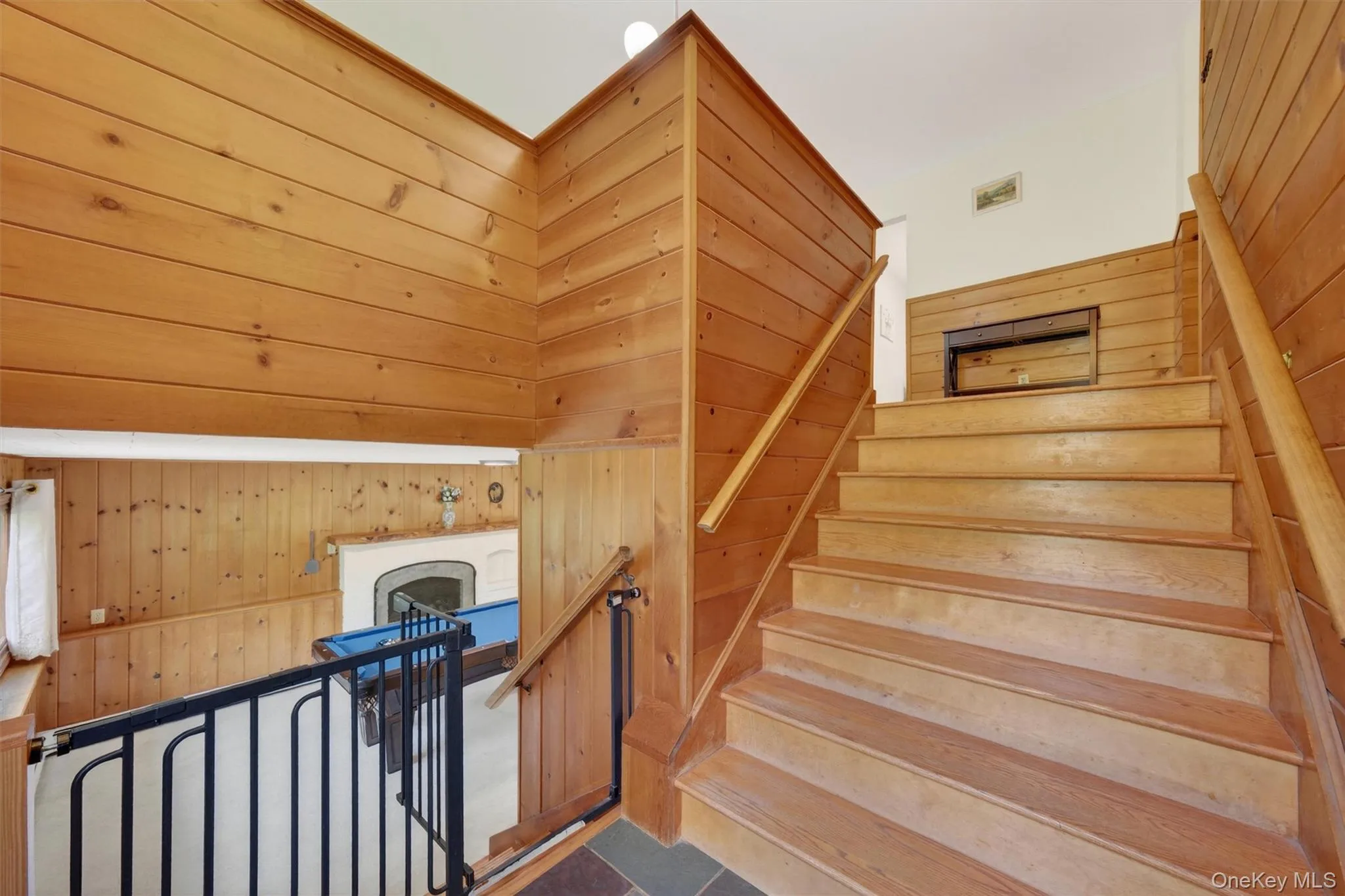 Extra Wide Staircase Extra Wide Staircase