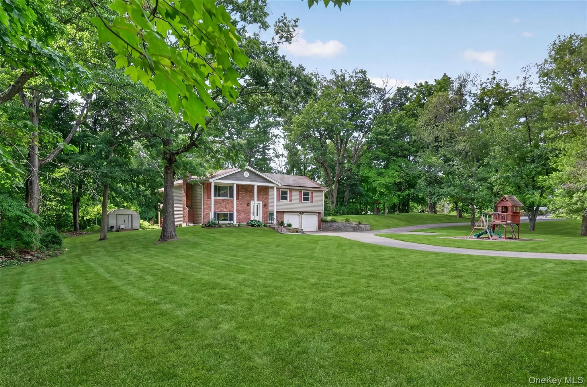 176 Gretna Woods Road, Pleasant Valley, NY, 4 Bedrooms Bedrooms, 11 Rooms Rooms,3 BathroomsBathrooms,Residential,For Rent,Gretna Woods,0,1004609 176 Gretna Woods Road, Pleasant Valley, NY, 4 Bedrooms Bedrooms, 11 Rooms Rooms,3 BathroomsBathrooms,Residential,For Rent,Gretna Woods,0,1004609