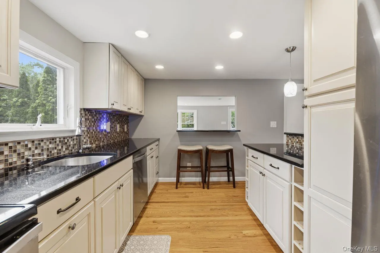 5 Adair Road, Cortlandt, NY, 4 Bedrooms Bedrooms, 7 Rooms Rooms,2 BathroomsBathrooms,Residential Lease,For Rent,Adair,0,1004610 5 Adair Road, Cortlandt, NY, 4 Bedrooms Bedrooms, 7 Rooms Rooms,2 BathroomsBathrooms,Residential Lease,For Rent,Adair,0,1004610