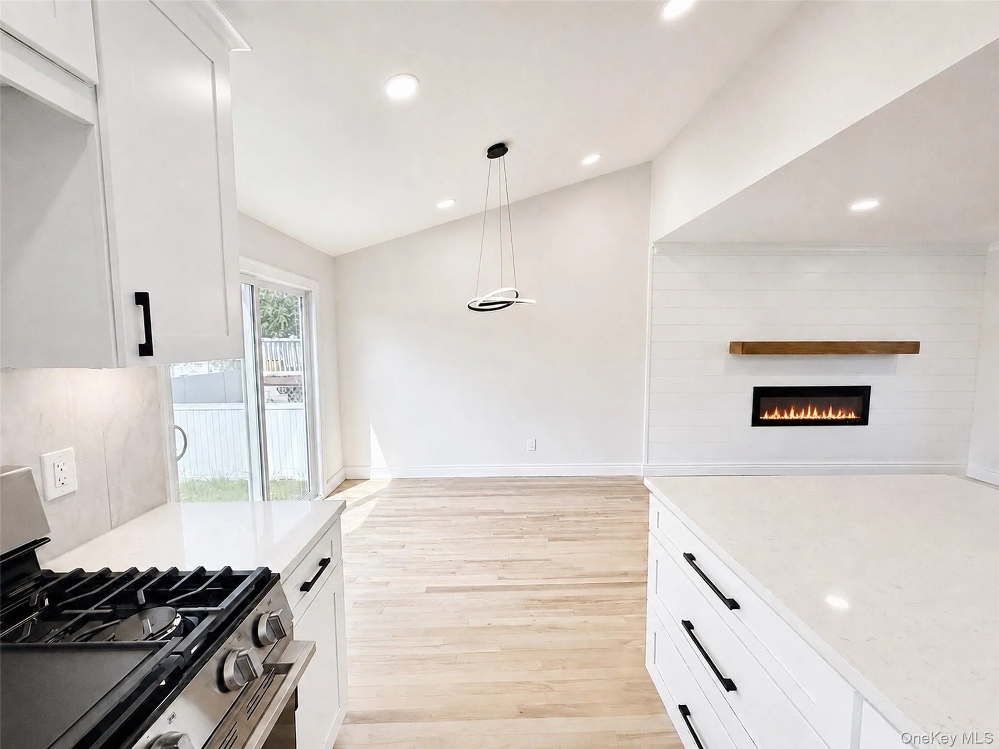 132 Berkeley Avenue, Brookhaven, NY, 3 Bedrooms Bedrooms, 8 Rooms Rooms,2 BathroomsBathrooms,Residential,For Rent,Berkeley,0,1004611 132 Berkeley Avenue, Brookhaven, NY, 3 Bedrooms Bedrooms, 8 Rooms Rooms,2 BathroomsBathrooms,Residential,For Rent,Berkeley,0,1004611