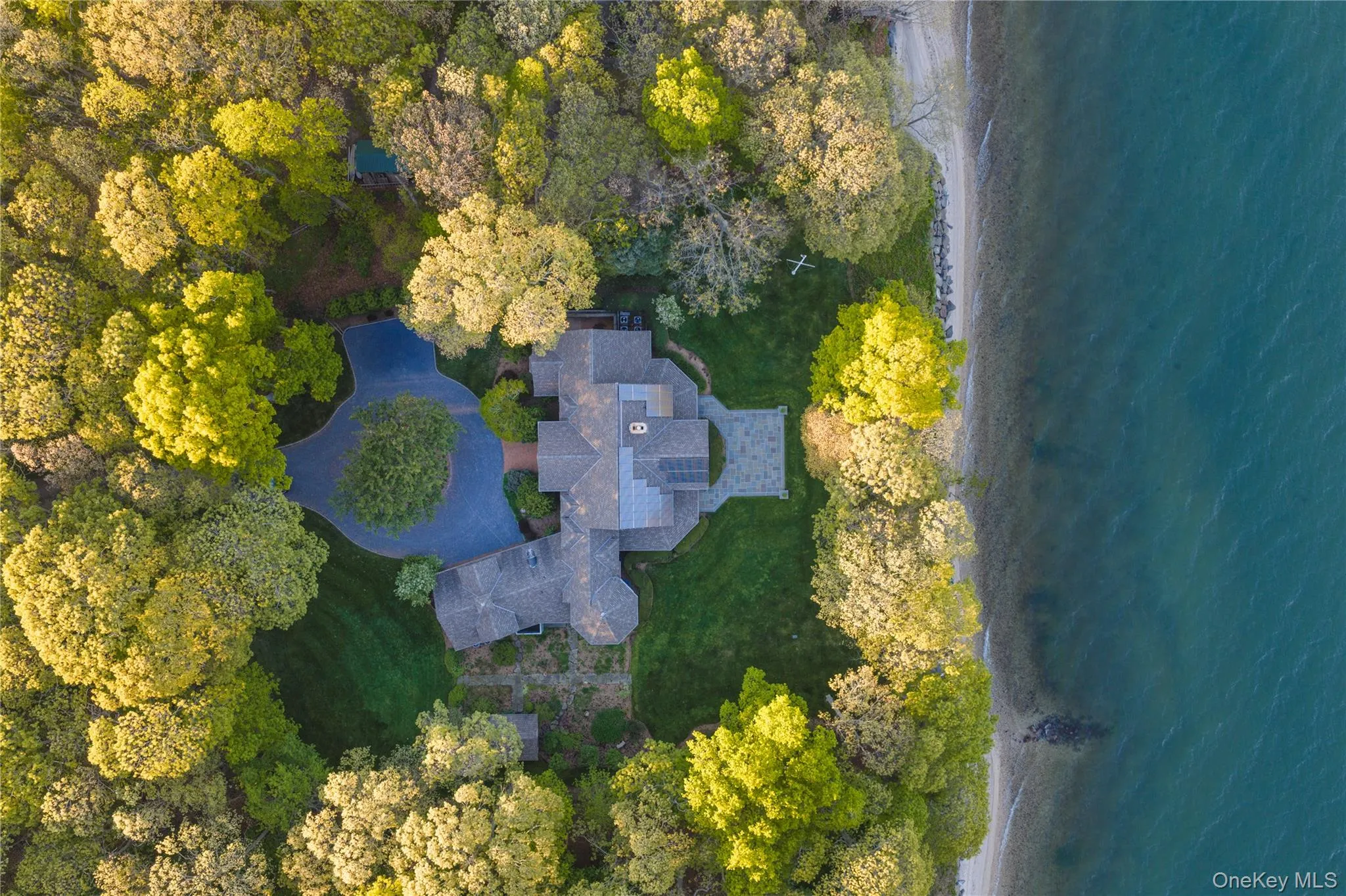 5055 New Suffolk Road, Southold, NY, 5 Bedrooms Bedrooms, 16 Rooms Rooms,4 BathroomsBathrooms,Residential,For Rent,New Suffolk,0,1004612 5055 New Suffolk Road, Southold, NY, 5 Bedrooms Bedrooms, 16 Rooms Rooms,4 BathroomsBathrooms,Residential,For Rent,New Suffolk,0,1004612