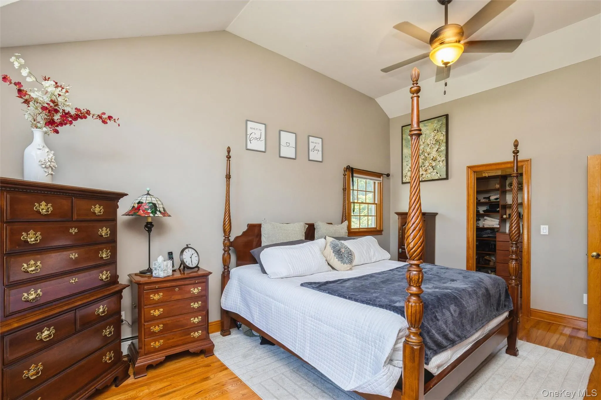 407 3rd Street, Huntington, NY, 4 Bedrooms Bedrooms, 7 Rooms Rooms,2 BathroomsBathrooms,Residential,For Rent,3rd,0,1004615 407 3rd Street, Huntington, NY, 4 Bedrooms Bedrooms, 7 Rooms Rooms,2 BathroomsBathrooms,Residential,For Rent,3rd,0,1004615