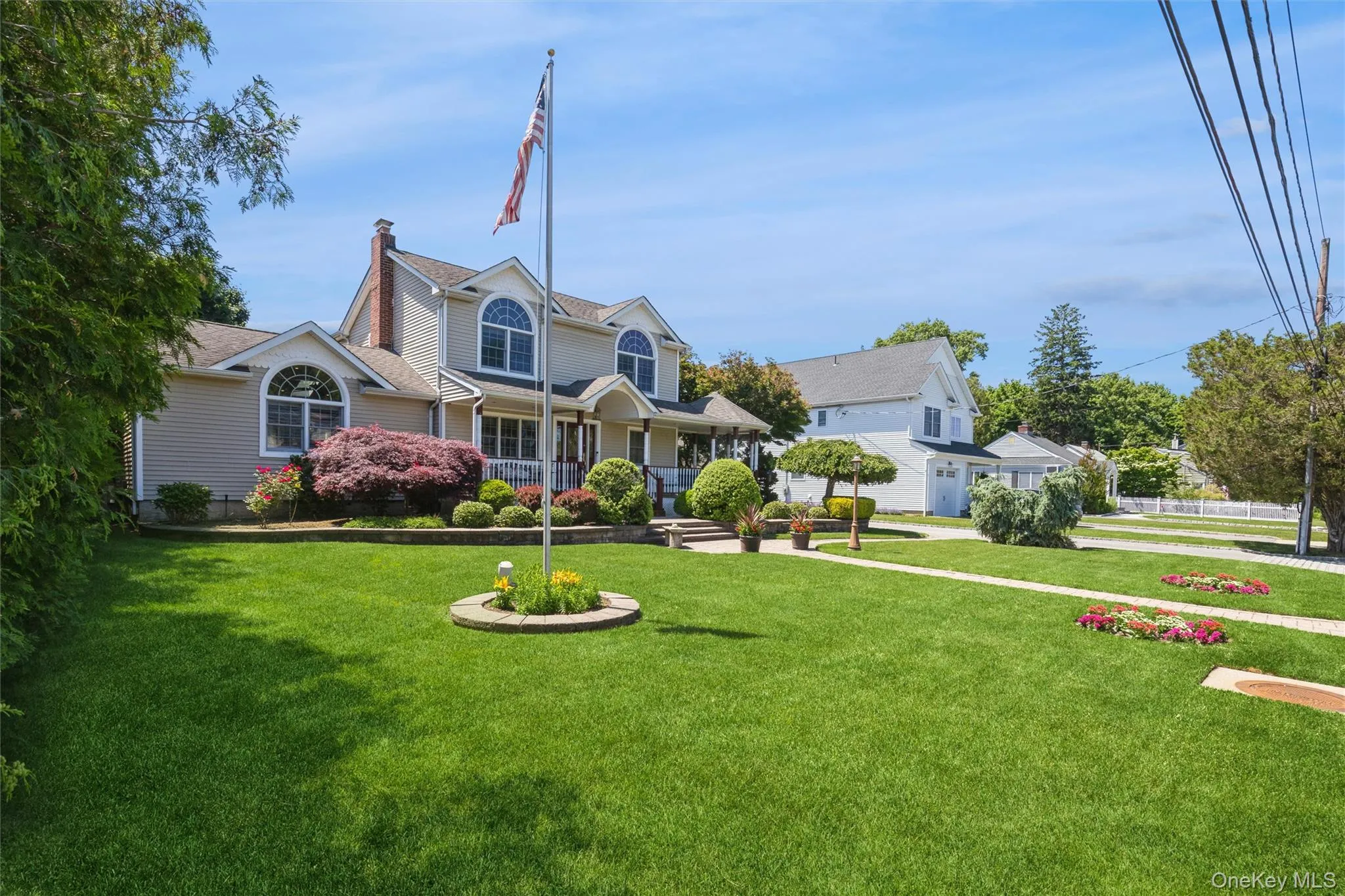 407 3rd Street, Huntington, NY, 4 Bedrooms Bedrooms, 7 Rooms Rooms,2 BathroomsBathrooms,Residential,For Rent,3rd,0,1004615 407 3rd Street, Huntington, NY, 4 Bedrooms Bedrooms, 7 Rooms Rooms,2 BathroomsBathrooms,Residential,For Rent,3rd,0,1004615