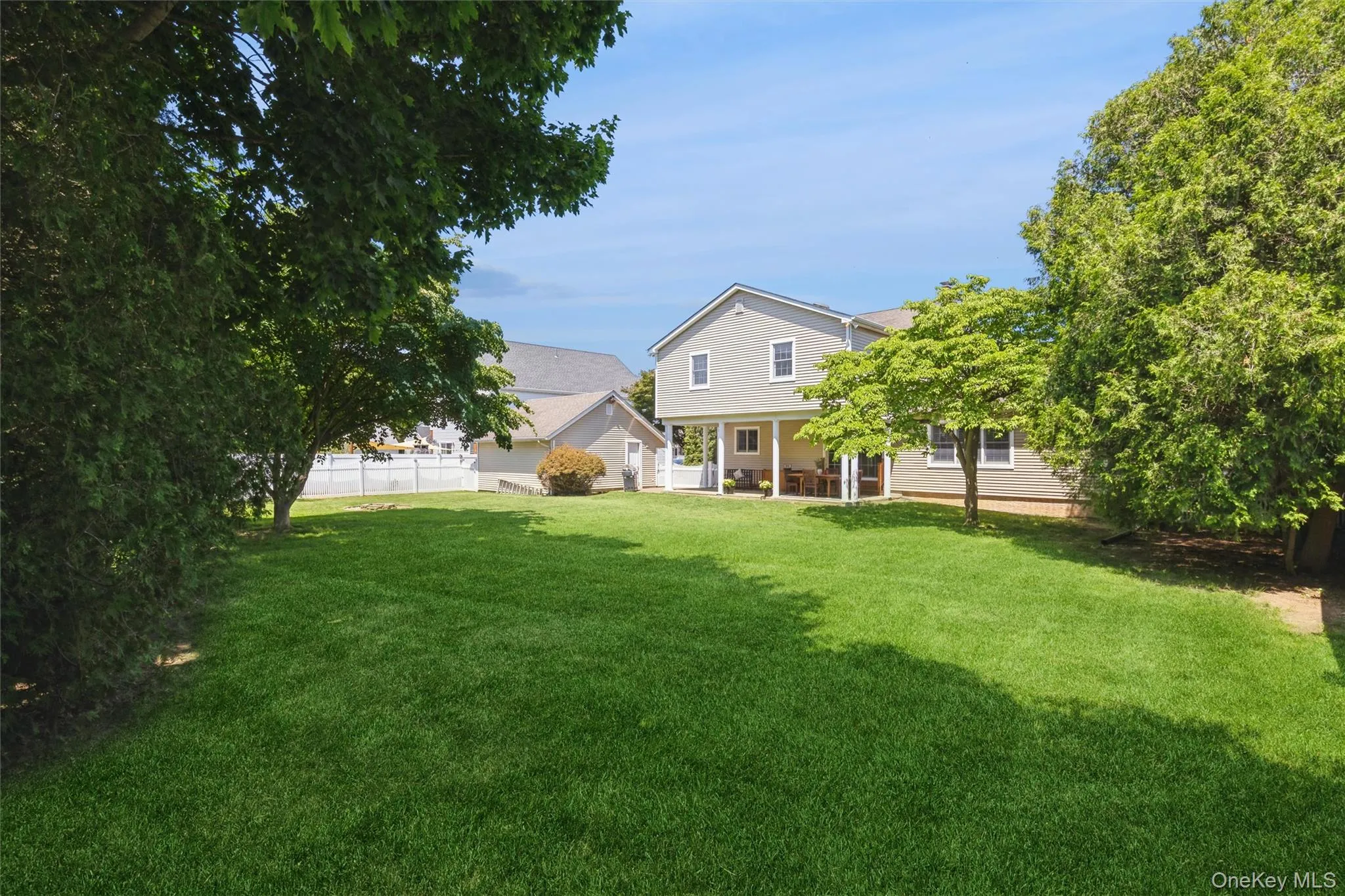 407 3rd Street, Huntington, NY, 4 Bedrooms Bedrooms, 7 Rooms Rooms,2 BathroomsBathrooms,Residential,For Rent,3rd,0,1004615 407 3rd Street, Huntington, NY, 4 Bedrooms Bedrooms, 7 Rooms Rooms,2 BathroomsBathrooms,Residential,For Rent,3rd,0,1004615
