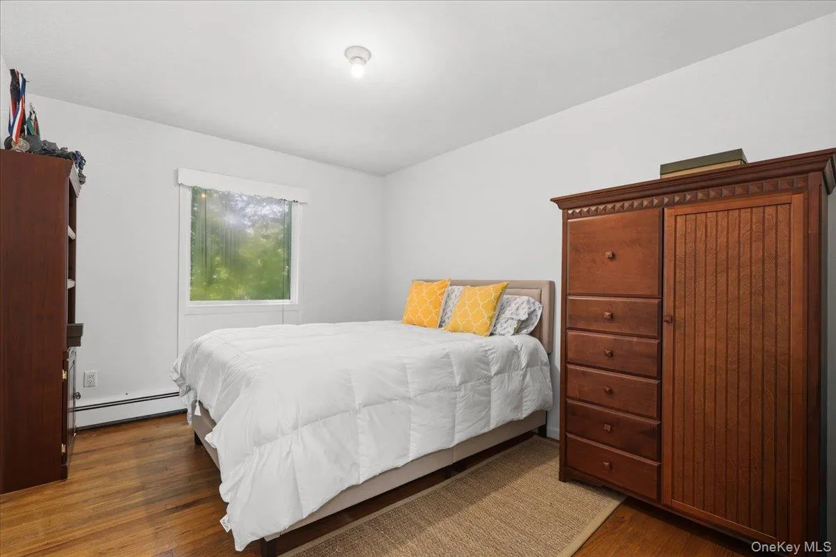 275 Broadfield Road, New Rochelle, NY, 4 Bedrooms Bedrooms, 8 Rooms Rooms,2 BathroomsBathrooms,Residential,For Rent,Broadfield,0,1004616 275 Broadfield Road, New Rochelle, NY, 4 Bedrooms Bedrooms, 8 Rooms Rooms,2 BathroomsBathrooms,Residential,For Rent,Broadfield,0,1004616