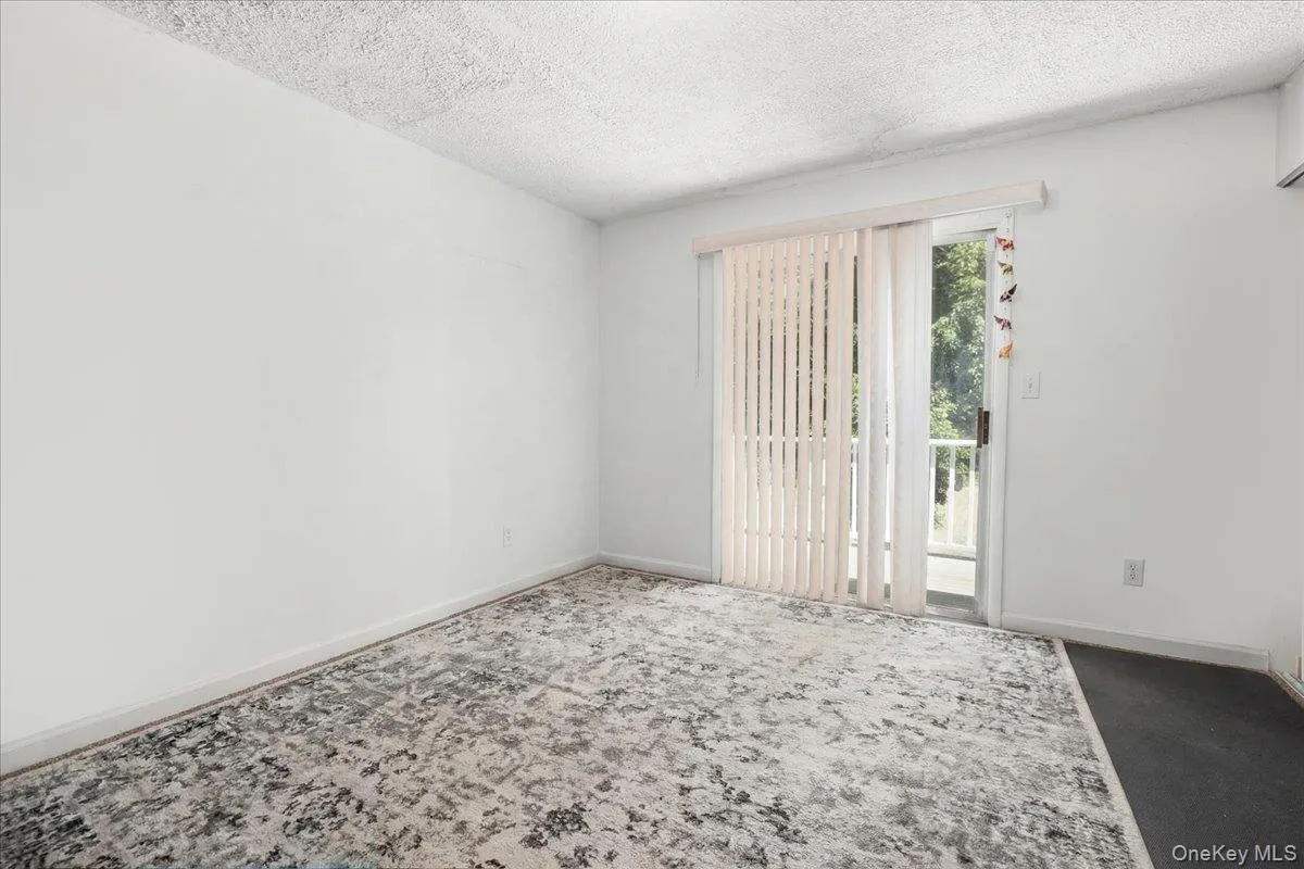 275 Broadfield Road, New Rochelle, NY, 4 Bedrooms Bedrooms, 8 Rooms Rooms,2 BathroomsBathrooms,Residential,For Rent,Broadfield,0,1004616 275 Broadfield Road, New Rochelle, NY, 4 Bedrooms Bedrooms, 8 Rooms Rooms,2 BathroomsBathrooms,Residential,For Rent,Broadfield,0,1004616