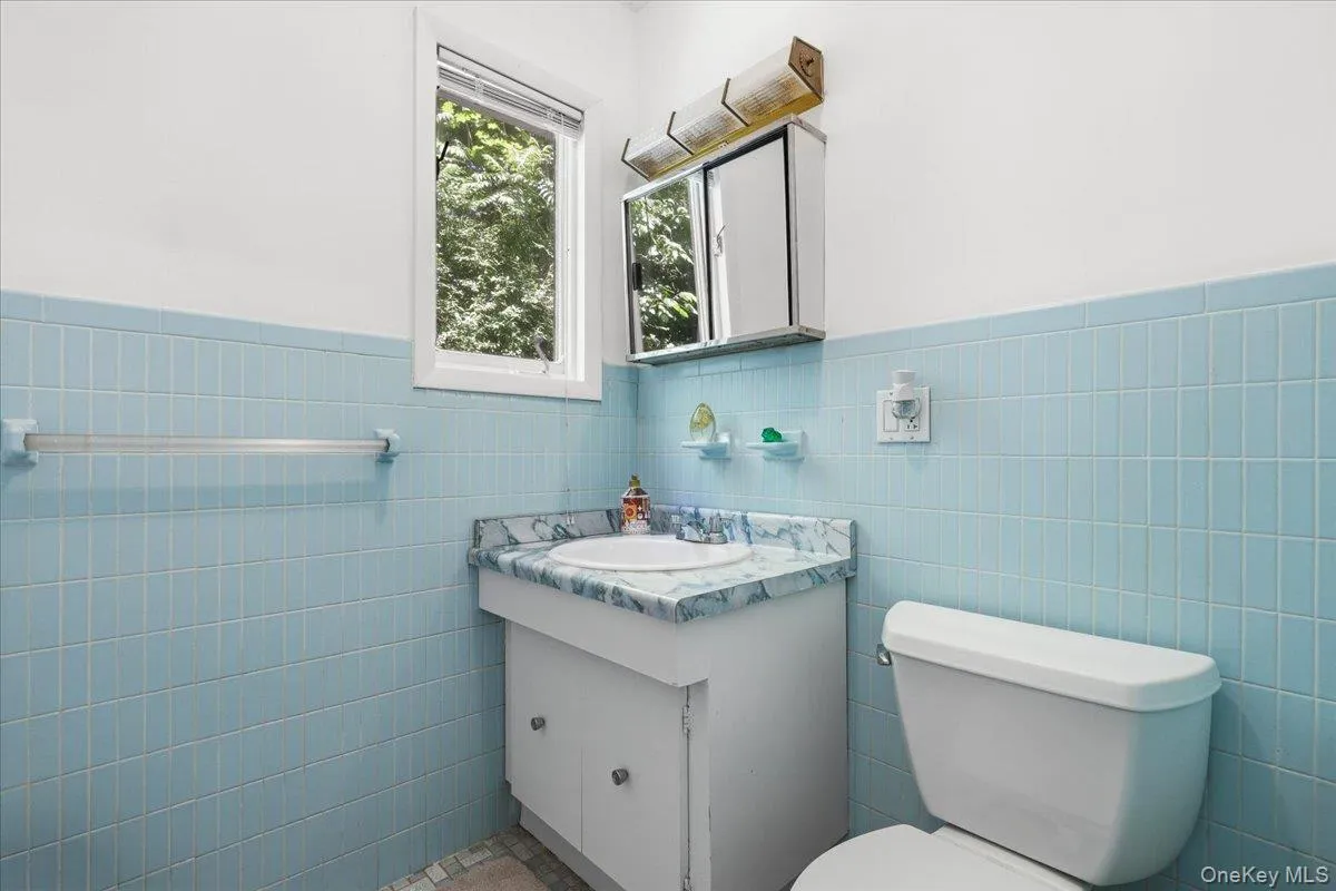 275 Broadfield Road, New Rochelle, NY, 4 Bedrooms Bedrooms, 8 Rooms Rooms,2 BathroomsBathrooms,Residential,For Rent,Broadfield,0,1004616 275 Broadfield Road, New Rochelle, NY, 4 Bedrooms Bedrooms, 8 Rooms Rooms,2 BathroomsBathrooms,Residential,For Rent,Broadfield,0,1004616