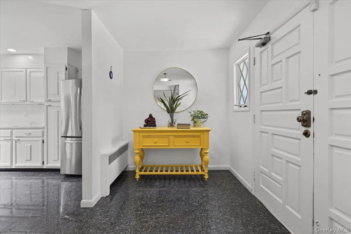 275 Broadfield Road, New Rochelle, NY, 4 Bedrooms Bedrooms, 8 Rooms Rooms,2 BathroomsBathrooms,Residential,For Rent,Broadfield,0,1004616 275 Broadfield Road, New Rochelle, NY, 4 Bedrooms Bedrooms, 8 Rooms Rooms,2 BathroomsBathrooms,Residential,For Rent,Broadfield,0,1004616