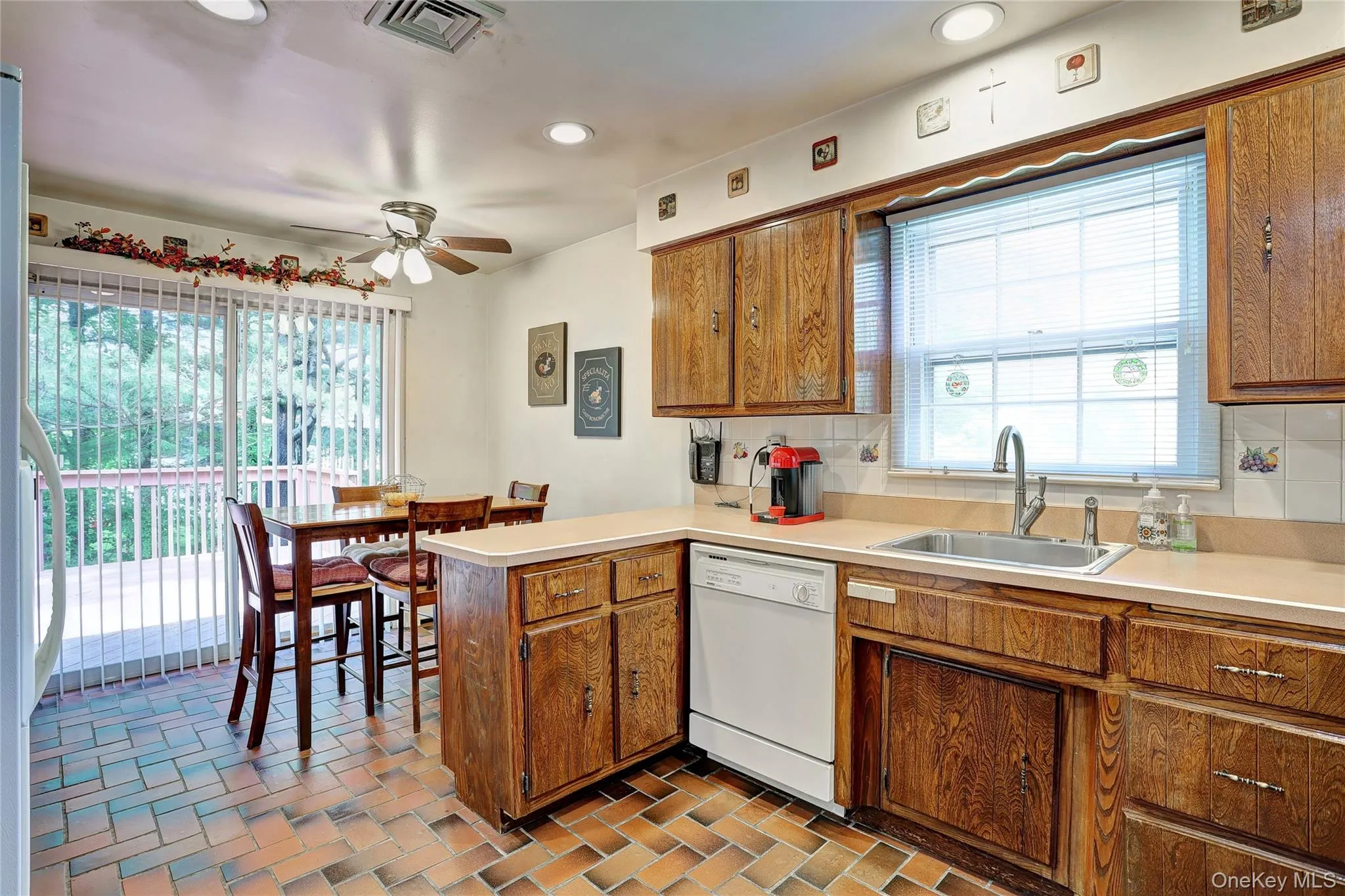 22 Sterling Road, Ramapo, NY, 4 Bedrooms Bedrooms, 9 Rooms Rooms,2 BathroomsBathrooms,Residential,For Rent,Sterling,0,1004623 22 Sterling Road, Ramapo, NY, 4 Bedrooms Bedrooms, 9 Rooms Rooms,2 BathroomsBathrooms,Residential,For Rent,Sterling,0,1004623