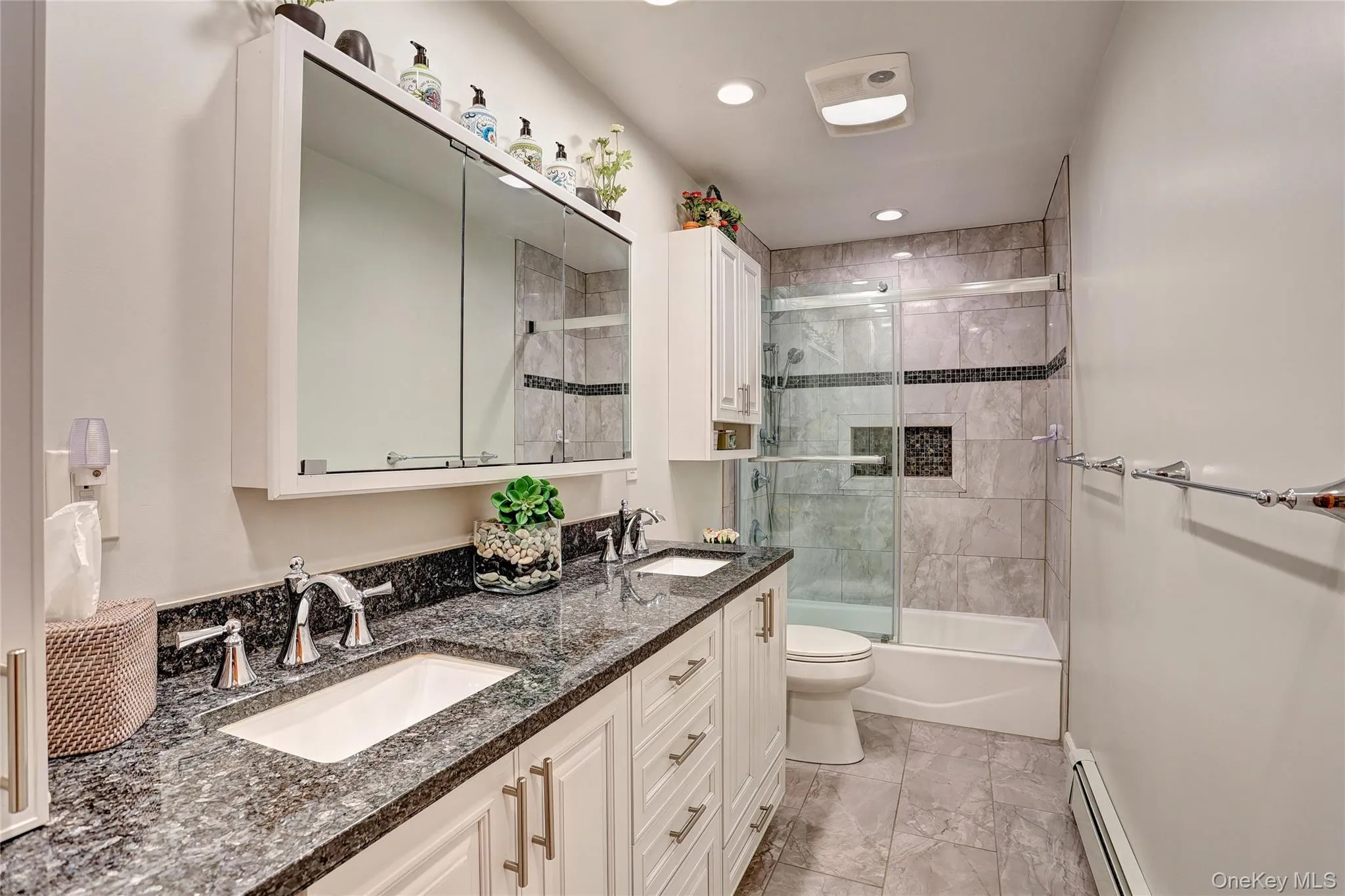 22 Sterling Road, Ramapo, NY, 4 Bedrooms Bedrooms, 9 Rooms Rooms,2 BathroomsBathrooms,Residential,For Rent,Sterling,0,1004623 22 Sterling Road, Ramapo, NY, 4 Bedrooms Bedrooms, 9 Rooms Rooms,2 BathroomsBathrooms,Residential,For Rent,Sterling,0,1004623