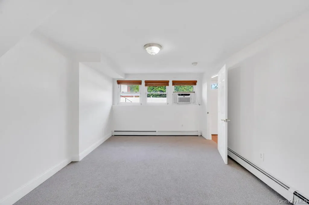 2297 Arby Court, Hempstead, NY, 4 Bedrooms Bedrooms, 8 Rooms Rooms,3 BathroomsBathrooms,Residential,For Rent,Arby,0,1004626 2297 Arby Court, Hempstead, NY, 4 Bedrooms Bedrooms, 8 Rooms Rooms,3 BathroomsBathrooms,Residential,For Rent,Arby,0,1004626