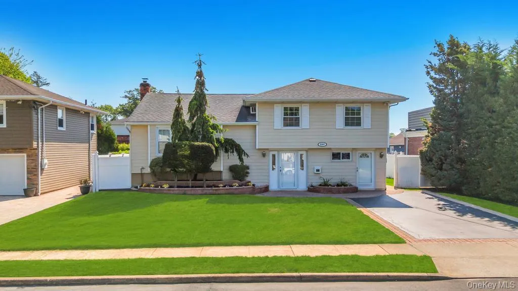 2297 Arby Court, Hempstead, NY, 4 Bedrooms Bedrooms, 8 Rooms Rooms,3 BathroomsBathrooms,Residential,For Rent,Arby,0,1004626 2297 Arby Court, Hempstead, NY, 4 Bedrooms Bedrooms, 8 Rooms Rooms,3 BathroomsBathrooms,Residential,For Rent,Arby,0,1004626