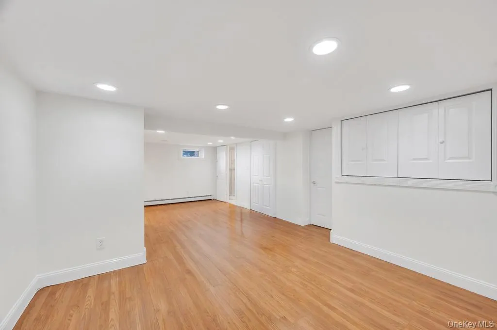 2297 Arby Court, Hempstead, NY, 4 Bedrooms Bedrooms, 8 Rooms Rooms,3 BathroomsBathrooms,Residential,For Rent,Arby,0,1004626 2297 Arby Court, Hempstead, NY, 4 Bedrooms Bedrooms, 8 Rooms Rooms,3 BathroomsBathrooms,Residential,For Rent,Arby,0,1004626