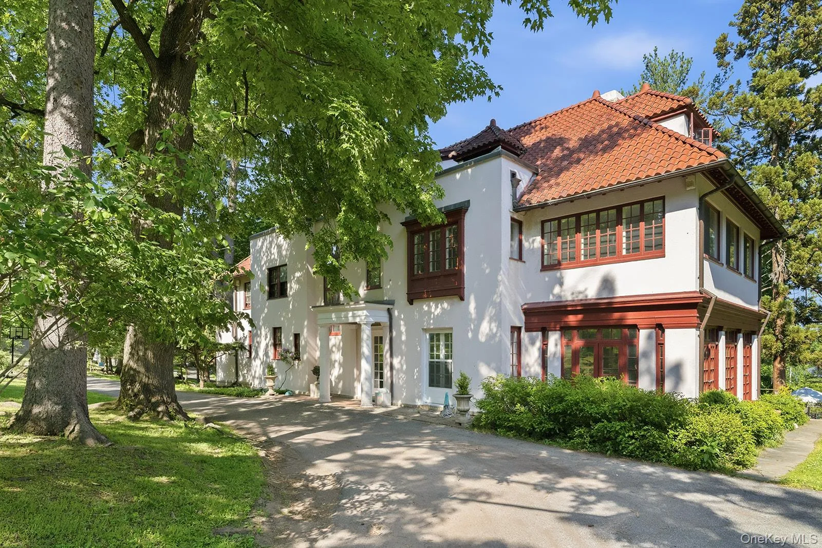 111-113 Lexow Avenue, Clarkstown, NY, 7 Bedrooms Bedrooms, 20 Rooms Rooms,4 BathroomsBathrooms,Residential Lease,For Rent,Lexow,0,1004627 111-113 Lexow Avenue, Clarkstown, NY, 7 Bedrooms Bedrooms, 20 Rooms Rooms,4 BathroomsBathrooms,Residential Lease,For Rent,Lexow,0,1004627