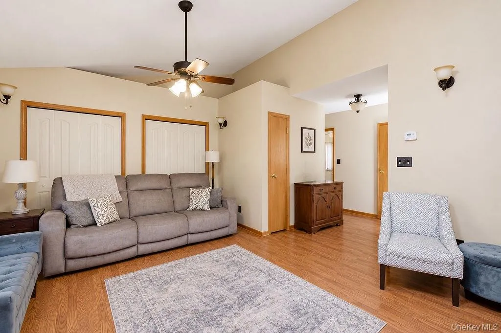151-27 11th Avenue, New York, NY, 4 Bedrooms Bedrooms, 10 Rooms Rooms,3 BathroomsBathrooms,Residential,For Rent,11th,0,1004634 151-27 11th Avenue, New York, NY, 4 Bedrooms Bedrooms, 10 Rooms Rooms,3 BathroomsBathrooms,Residential,For Rent,11th,0,1004634