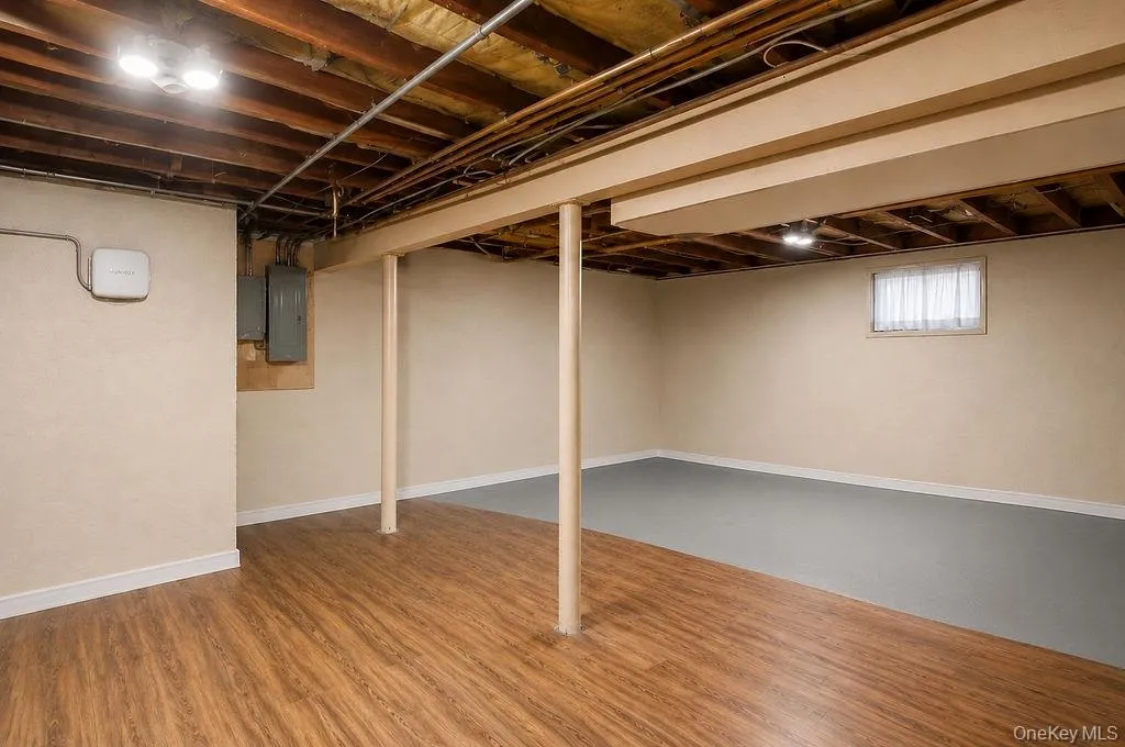 151-27 11th Avenue, New York, NY, 4 Bedrooms Bedrooms, 10 Rooms Rooms,3 BathroomsBathrooms,Residential,For Rent,11th,0,1004634 151-27 11th Avenue, New York, NY, 4 Bedrooms Bedrooms, 10 Rooms Rooms,3 BathroomsBathrooms,Residential,For Rent,11th,0,1004634