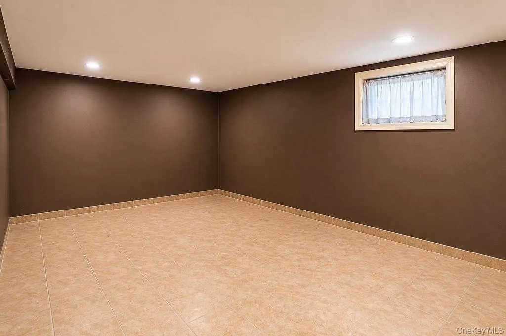 151-27 11th Avenue, New York, NY, 4 Bedrooms Bedrooms, 10 Rooms Rooms,3 BathroomsBathrooms,Residential,For Rent,11th,0,1004634 151-27 11th Avenue, New York, NY, 4 Bedrooms Bedrooms, 10 Rooms Rooms,3 BathroomsBathrooms,Residential,For Rent,11th,0,1004634