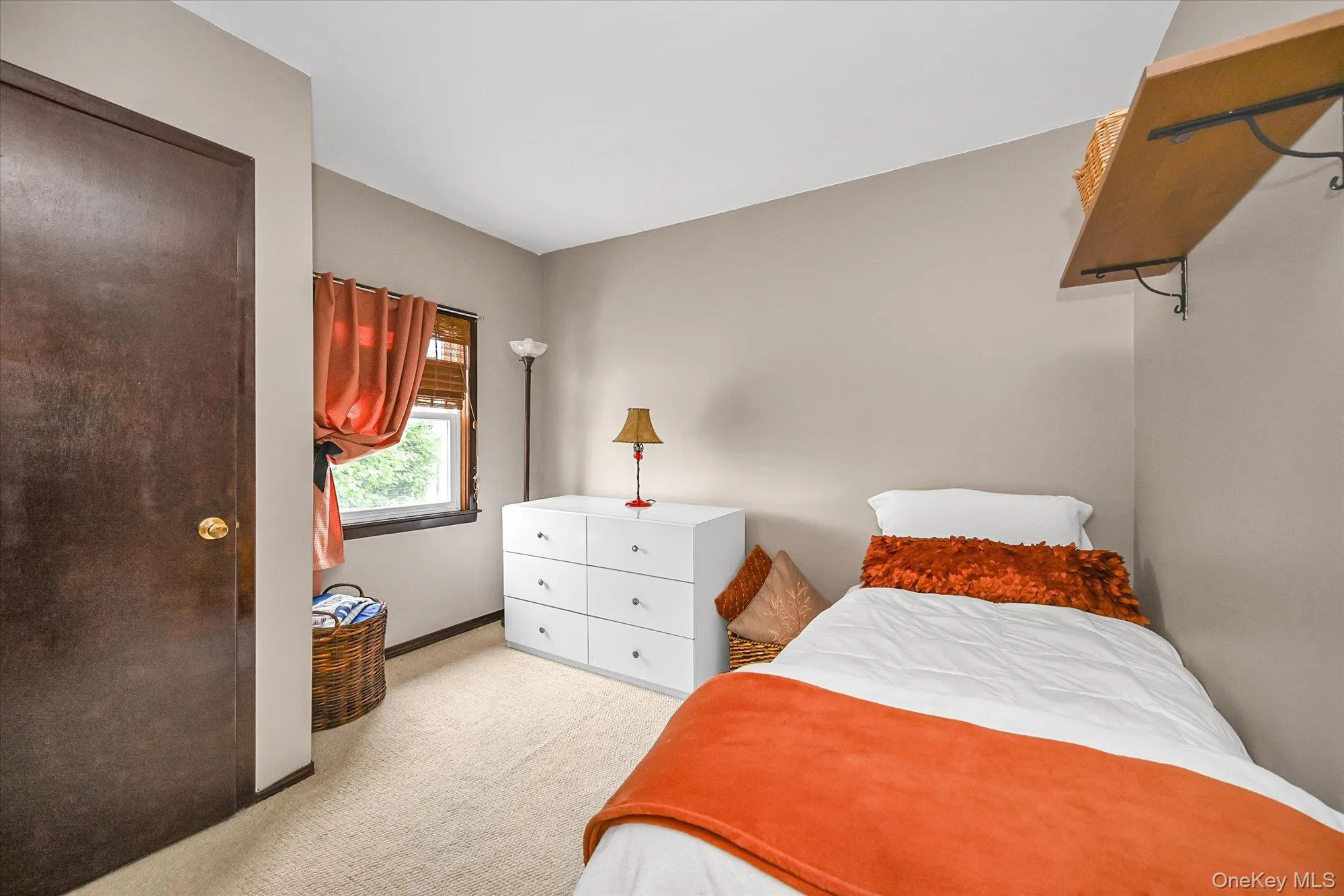 200-10 33rd Avenue, New York, NY, 3 Bedrooms Bedrooms, 8 Rooms Rooms,2 BathroomsBathrooms,Residential,For Rent,33rd,0,1004636 200-10 33rd Avenue, New York, NY, 3 Bedrooms Bedrooms, 8 Rooms Rooms,2 BathroomsBathrooms,Residential,For Rent,33rd,0,1004636