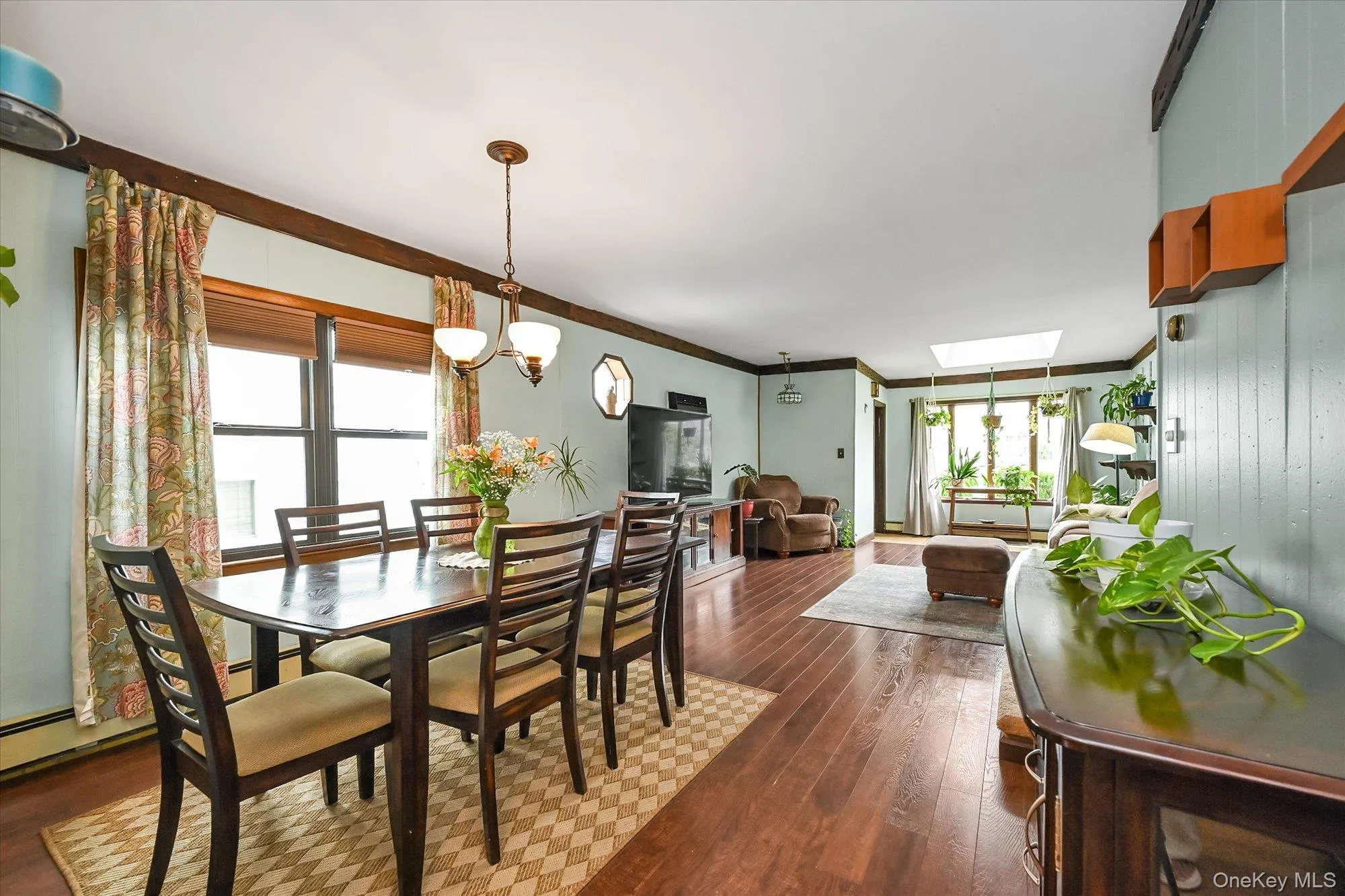 200-10 33rd Avenue, New York, NY, 3 Bedrooms Bedrooms, 8 Rooms Rooms,2 BathroomsBathrooms,Residential,For Rent,33rd,0,1004636 200-10 33rd Avenue, New York, NY, 3 Bedrooms Bedrooms, 8 Rooms Rooms,2 BathroomsBathrooms,Residential,For Rent,33rd,0,1004636