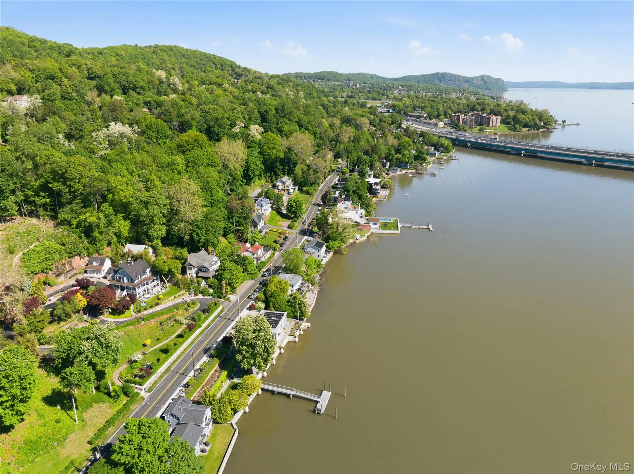 91 River Road, Orangetown, NY, 6 Bedrooms Bedrooms, 12 Rooms Rooms,4 BathroomsBathrooms,Residential,For Rent,River,0,1004639 91 River Road, Orangetown, NY, 6 Bedrooms Bedrooms, 12 Rooms Rooms,4 BathroomsBathrooms,Residential,For Rent,River,0,1004639