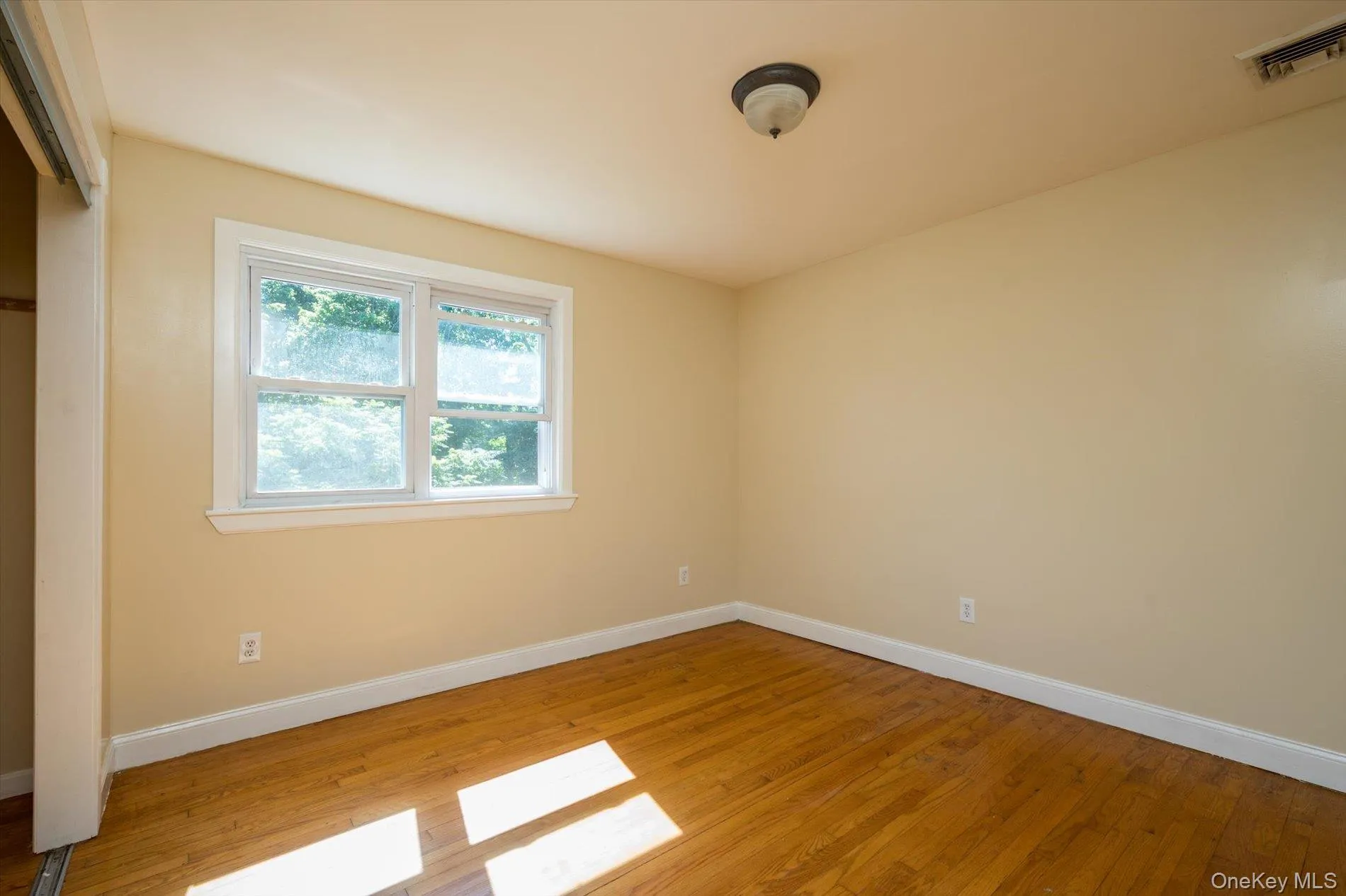 1461 Talmadge Drive, Hempstead, NY, 6 Bedrooms Bedrooms, 11 Rooms Rooms,3 BathroomsBathrooms,Residential,For Rent,Talmadge,0,1004640 1461 Talmadge Drive, Hempstead, NY, 6 Bedrooms Bedrooms, 11 Rooms Rooms,3 BathroomsBathrooms,Residential,For Rent,Talmadge,0,1004640