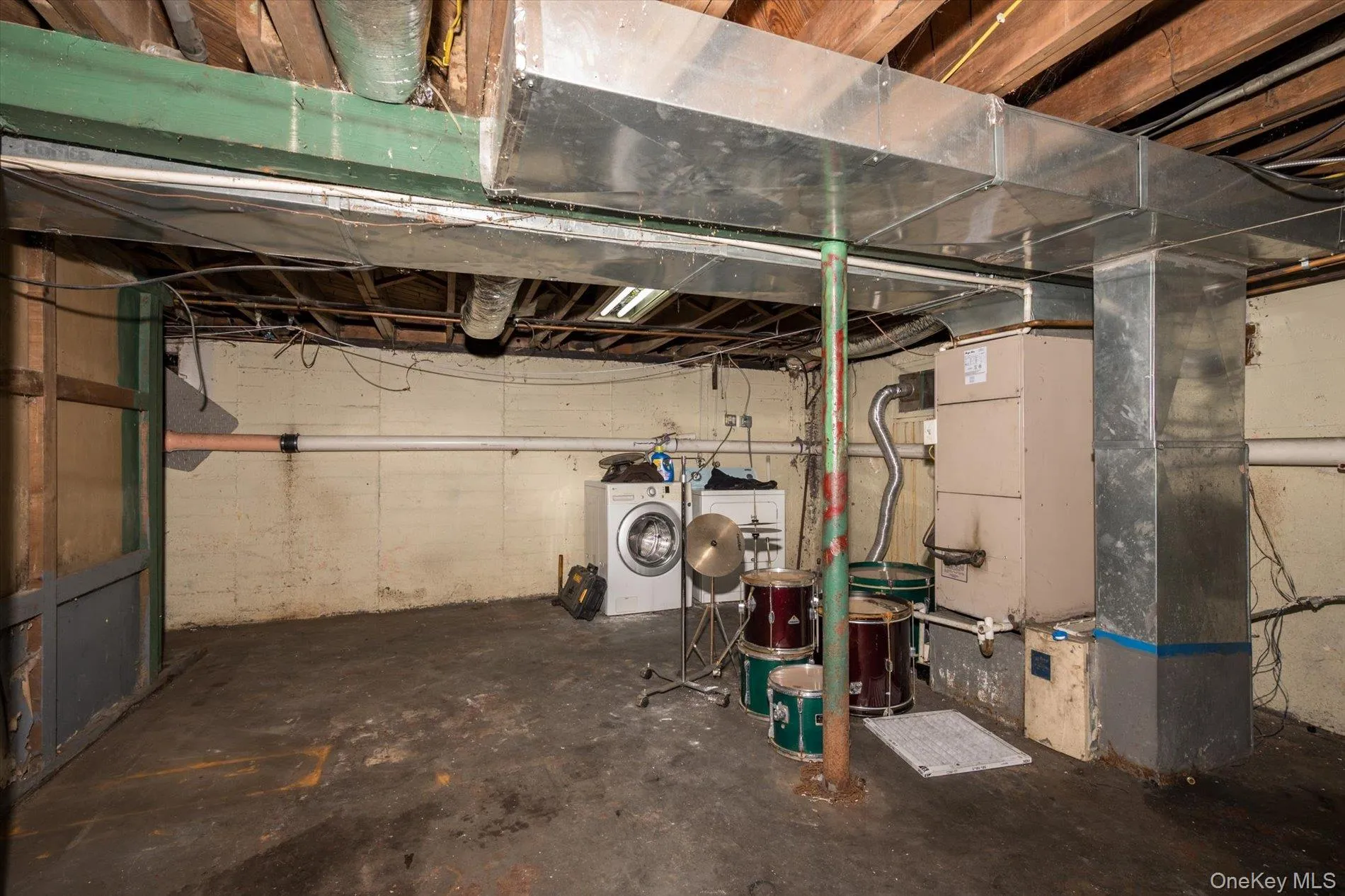 1461 Talmadge Drive, Hempstead, NY, 6 Bedrooms Bedrooms, 11 Rooms Rooms,3 BathroomsBathrooms,Residential,For Rent,Talmadge,0,1004640 1461 Talmadge Drive, Hempstead, NY, 6 Bedrooms Bedrooms, 11 Rooms Rooms,3 BathroomsBathrooms,Residential,For Rent,Talmadge,0,1004640