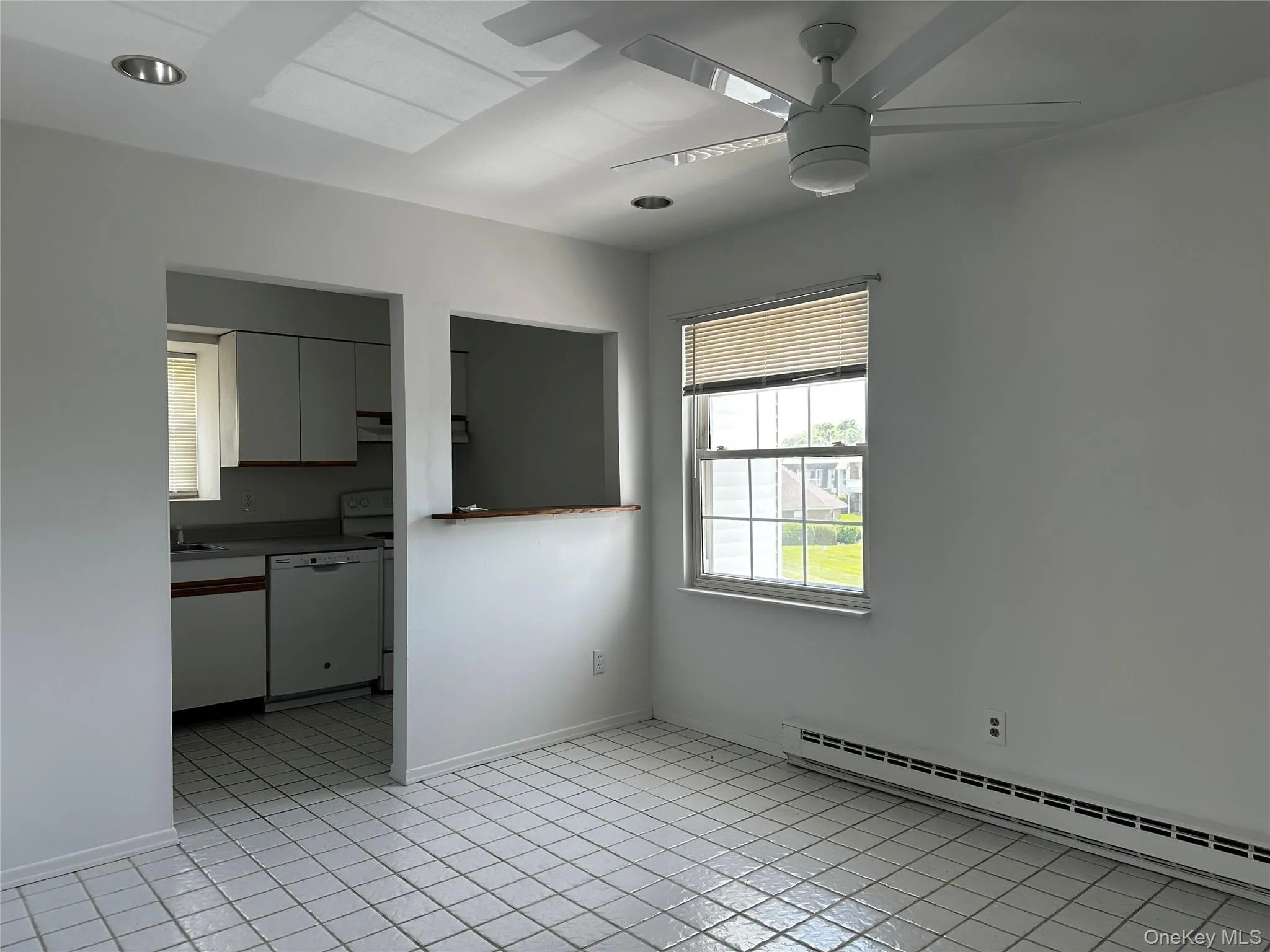101 Sylvan Avenue, Brookhaven, NY, 1 Bedroom Bedrooms, 4 Rooms Rooms,1 BathroomBathrooms,Residential Lease,For Rent,Sylvan,0,1004641 101 Sylvan Avenue, Brookhaven, NY, 1 Bedroom Bedrooms, 4 Rooms Rooms,1 BathroomBathrooms,Residential Lease,For Rent,Sylvan,0,1004641