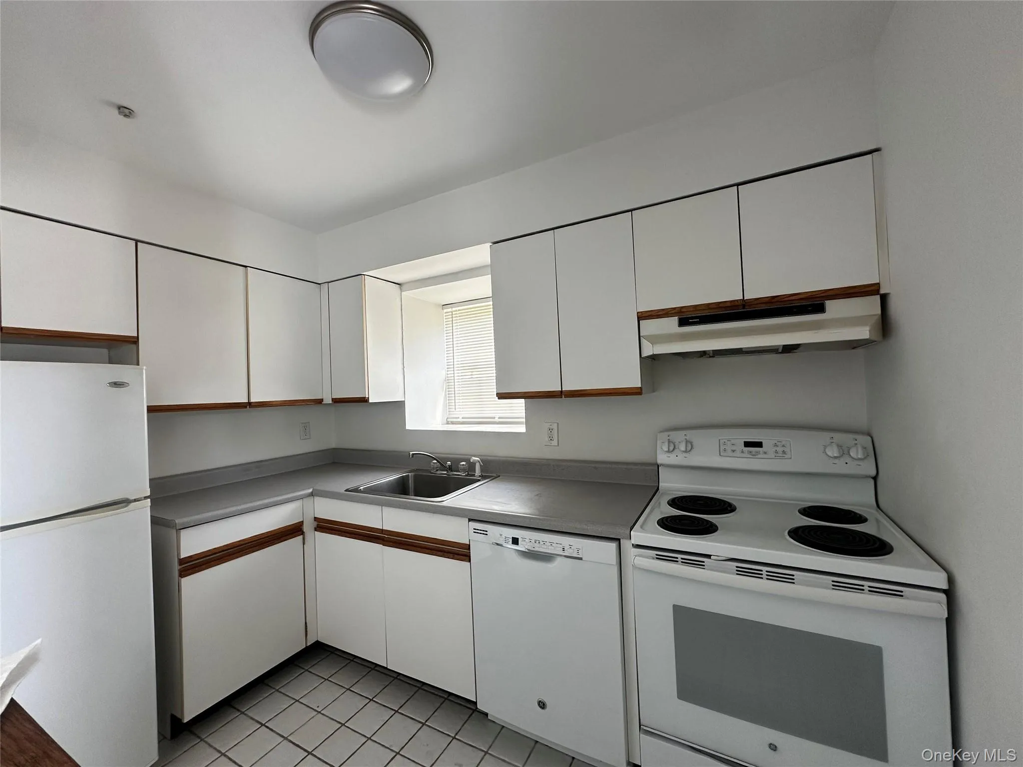 101 Sylvan Avenue, Brookhaven, NY, 1 Bedroom Bedrooms, 4 Rooms Rooms,1 BathroomBathrooms,Residential Lease,For Rent,Sylvan,0,1004641 101 Sylvan Avenue, Brookhaven, NY, 1 Bedroom Bedrooms, 4 Rooms Rooms,1 BathroomBathrooms,Residential Lease,For Rent,Sylvan,0,1004641