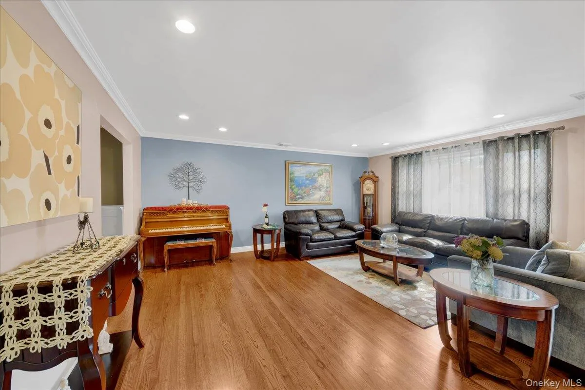 539 Almena Avenue, Greenburgh, NY, 3 Bedrooms Bedrooms, 9 Rooms Rooms,3 BathroomsBathrooms,Residential,For Rent,Almena,0,1004642 539 Almena Avenue, Greenburgh, NY, 3 Bedrooms Bedrooms, 9 Rooms Rooms,3 BathroomsBathrooms,Residential,For Rent,Almena,0,1004642