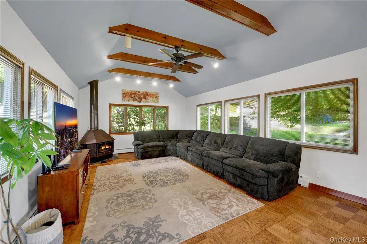 539 Almena Avenue, Greenburgh, NY, 3 Bedrooms Bedrooms, 9 Rooms Rooms,3 BathroomsBathrooms,Residential,For Rent,Almena,0,1004642 539 Almena Avenue, Greenburgh, NY, 3 Bedrooms Bedrooms, 9 Rooms Rooms,3 BathroomsBathrooms,Residential,For Rent,Almena,0,1004642