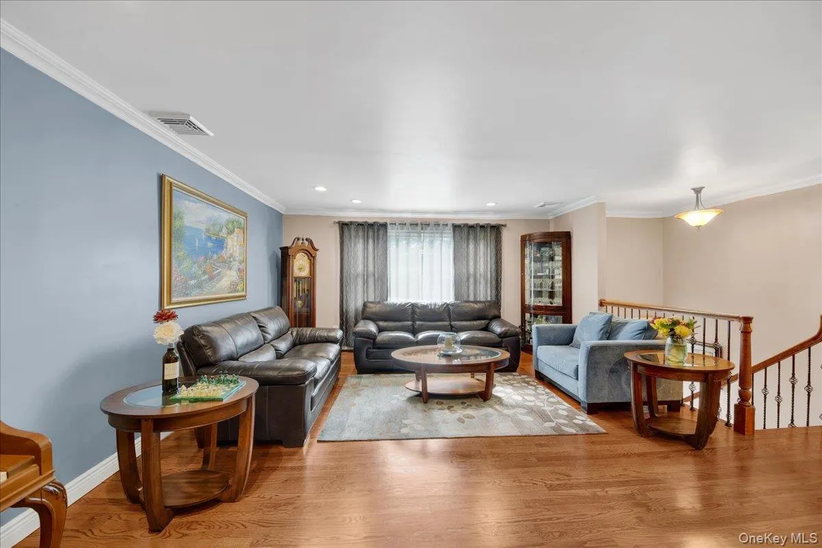 539 Almena Avenue, Greenburgh, NY, 3 Bedrooms Bedrooms, 9 Rooms Rooms,3 BathroomsBathrooms,Residential,For Rent,Almena,0,1004642 539 Almena Avenue, Greenburgh, NY, 3 Bedrooms Bedrooms, 9 Rooms Rooms,3 BathroomsBathrooms,Residential,For Rent,Almena,0,1004642
