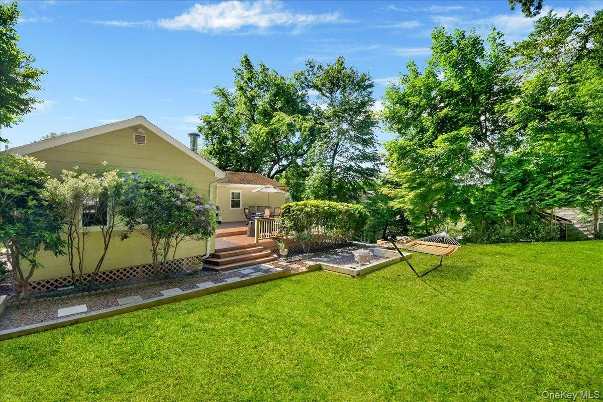 539 Almena Avenue, Greenburgh, NY, 3 Bedrooms Bedrooms, 9 Rooms Rooms,3 BathroomsBathrooms,Residential,For Rent,Almena,0,1004642 539 Almena Avenue, Greenburgh, NY, 3 Bedrooms Bedrooms, 9 Rooms Rooms,3 BathroomsBathrooms,Residential,For Rent,Almena,0,1004642