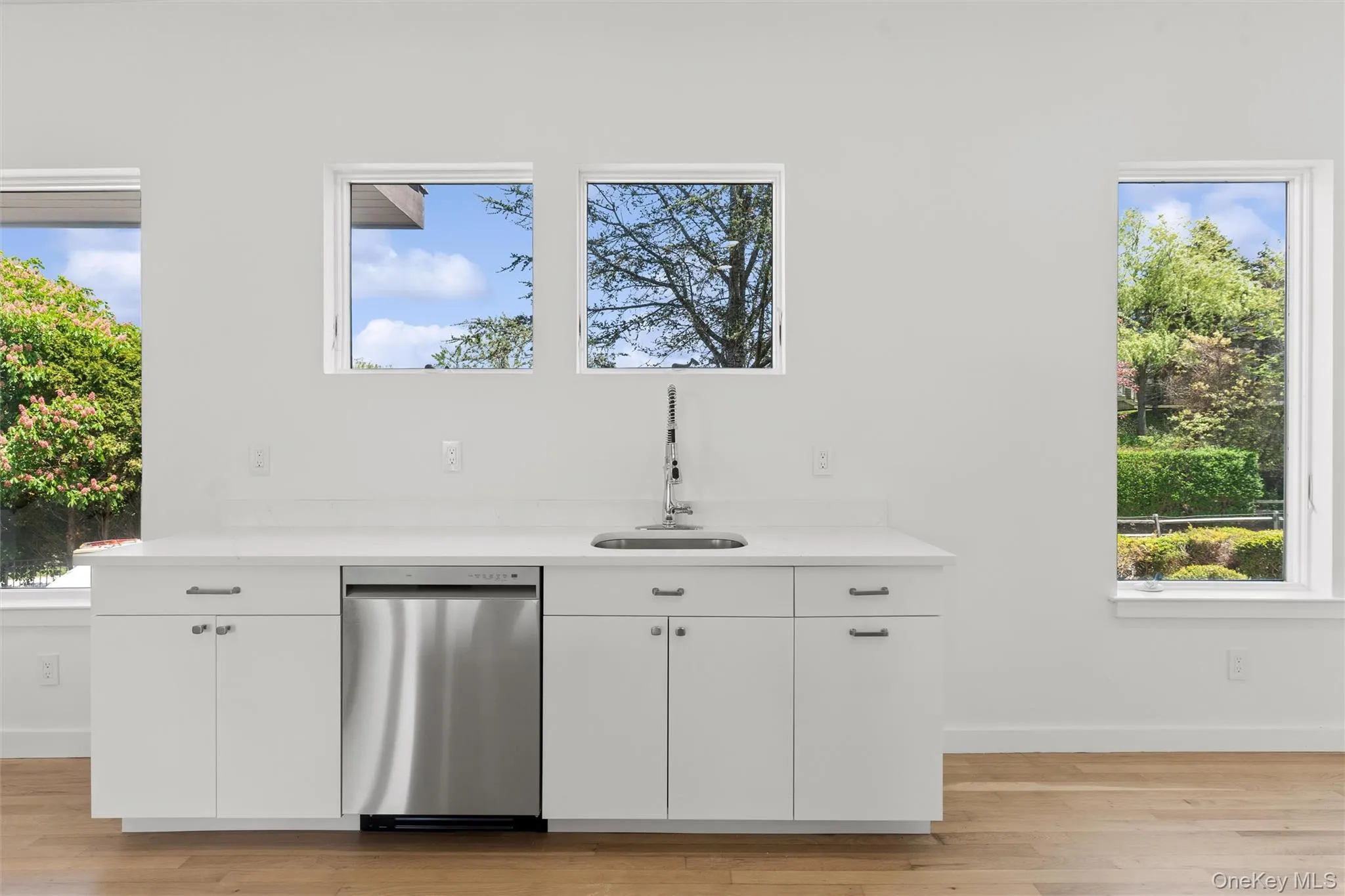 83 Prospect Hill Lane, East Hampton, NY, 4 Bedrooms Bedrooms, 10 Rooms Rooms,2 BathroomsBathrooms,Residential Lease,For Rent,Prospect Hill,0,1004648 83 Prospect Hill Lane, East Hampton, NY, 4 Bedrooms Bedrooms, 10 Rooms Rooms,2 BathroomsBathrooms,Residential Lease,For Rent,Prospect Hill,0,1004648