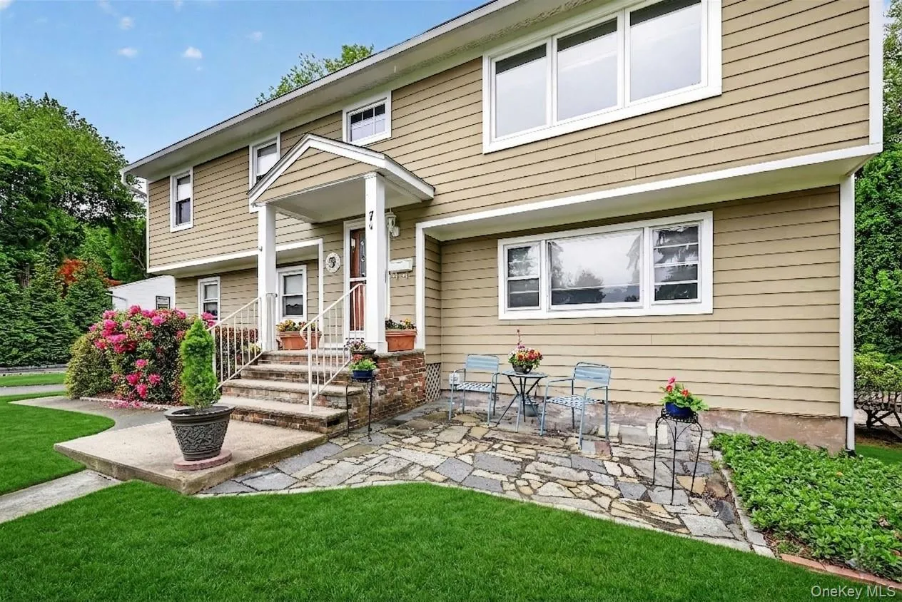 7 Windsor Brook Lane, Orangetown, NY, 5 Bedrooms Bedrooms, 13 Rooms Rooms,2 BathroomsBathrooms,Residential,For Rent,Windsor Brook,0,1004652 7 Windsor Brook Lane, Orangetown, NY, 5 Bedrooms Bedrooms, 13 Rooms Rooms,2 BathroomsBathrooms,Residential,For Rent,Windsor Brook,0,1004652