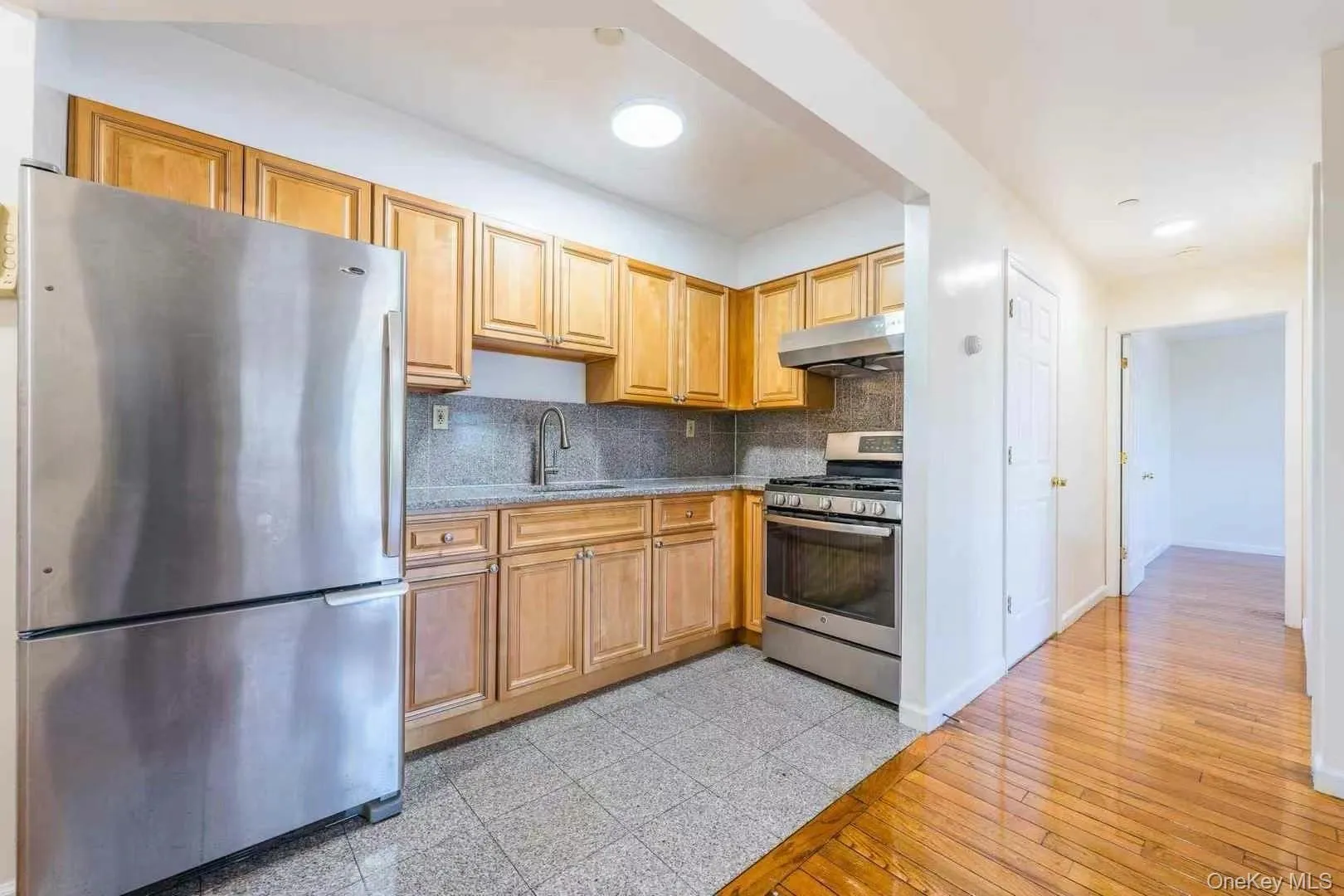 35-06 Leavitt Street, New York, NY, 2 Bedrooms Bedrooms, 5 Rooms Rooms,2 BathroomsBathrooms,Residential,For Rent,Leavitt,0,1004657 35-06 Leavitt Street, New York, NY, 2 Bedrooms Bedrooms, 5 Rooms Rooms,2 BathroomsBathrooms,Residential,For Rent,Leavitt,0,1004657