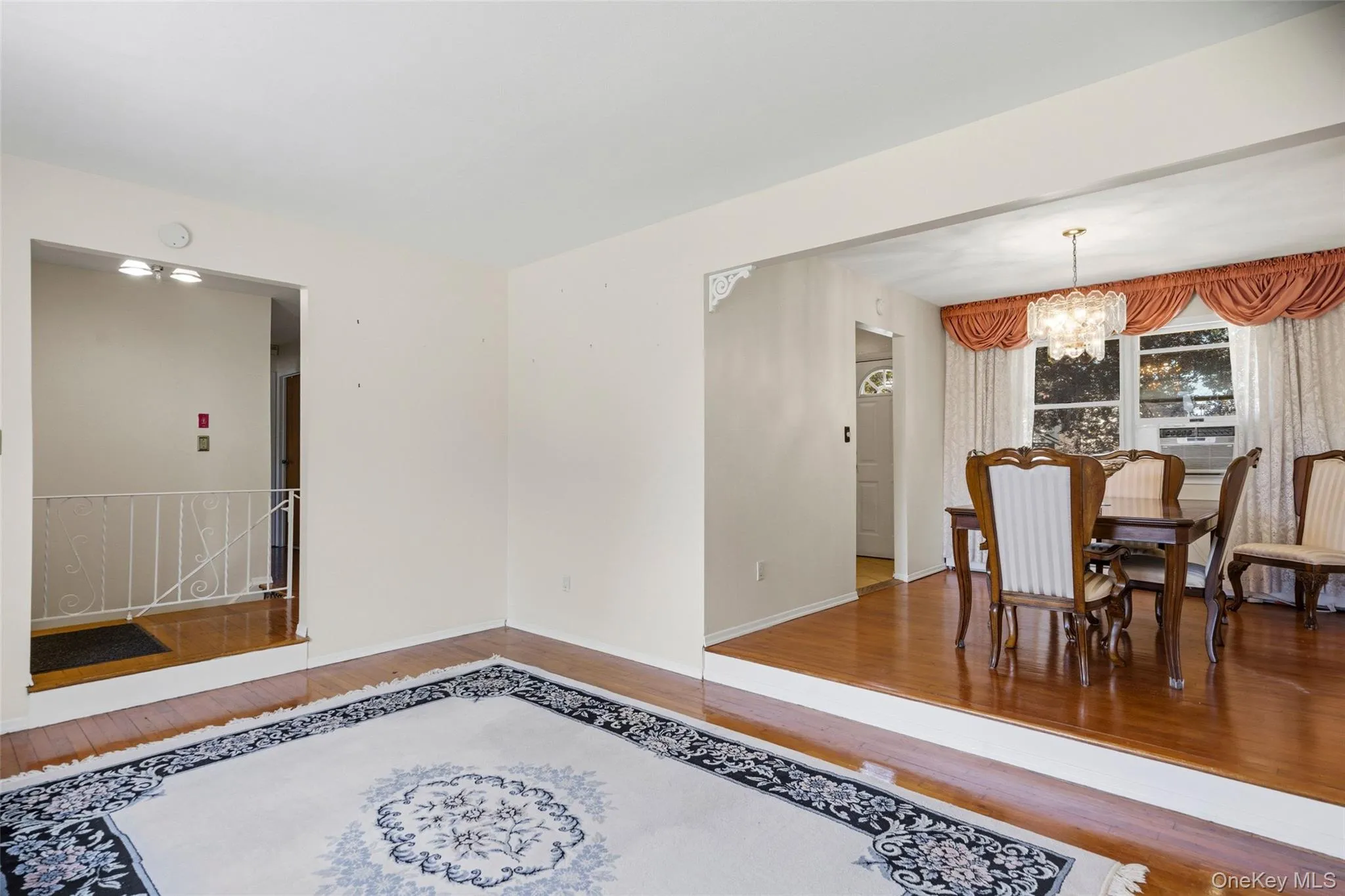 15 Lincoln Avenue, Babylon, NY, 3 Bedrooms Bedrooms, 6 Rooms Rooms,2 BathroomsBathrooms,Residential,For Rent,Lincoln,0,1004659 15 Lincoln Avenue, Babylon, NY, 3 Bedrooms Bedrooms, 6 Rooms Rooms,2 BathroomsBathrooms,Residential,For Rent,Lincoln,0,1004659