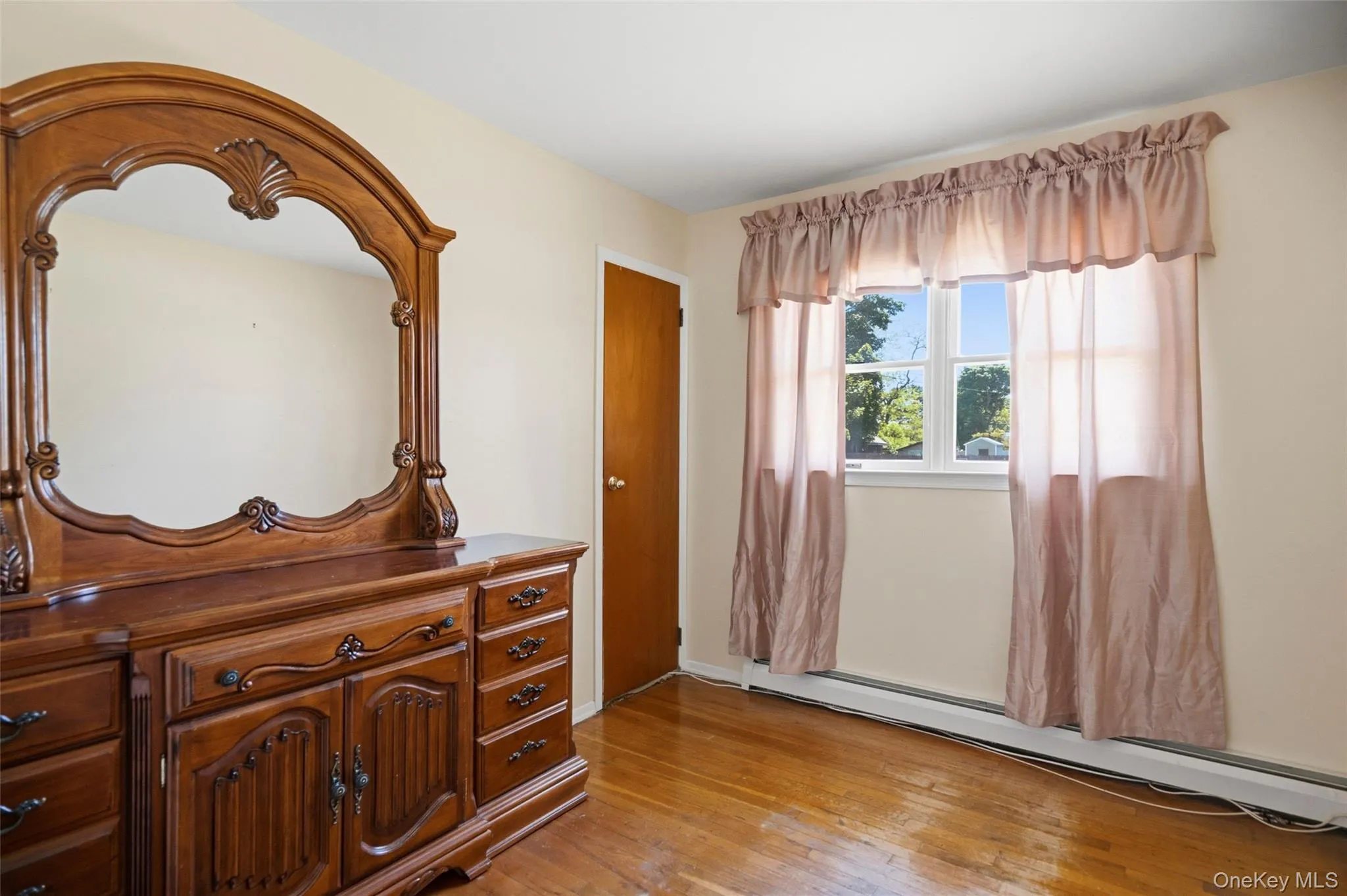 15 Lincoln Avenue, Babylon, NY, 3 Bedrooms Bedrooms, 6 Rooms Rooms,2 BathroomsBathrooms,Residential,For Rent,Lincoln,0,1004659 15 Lincoln Avenue, Babylon, NY, 3 Bedrooms Bedrooms, 6 Rooms Rooms,2 BathroomsBathrooms,Residential,For Rent,Lincoln,0,1004659