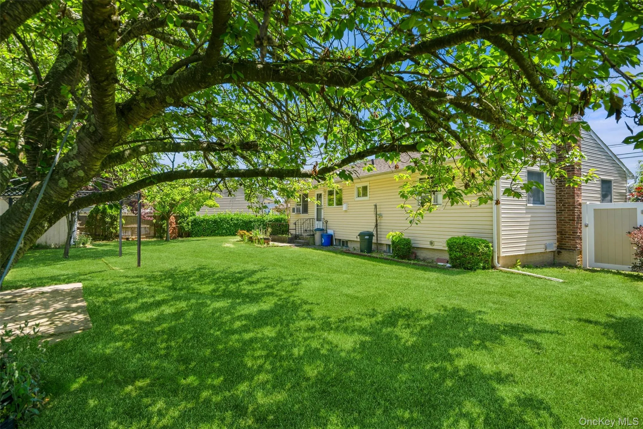 15 Lincoln Avenue, Babylon, NY, 3 Bedrooms Bedrooms, 6 Rooms Rooms,2 BathroomsBathrooms,Residential,For Rent,Lincoln,0,1004659 15 Lincoln Avenue, Babylon, NY, 3 Bedrooms Bedrooms, 6 Rooms Rooms,2 BathroomsBathrooms,Residential,For Rent,Lincoln,0,1004659