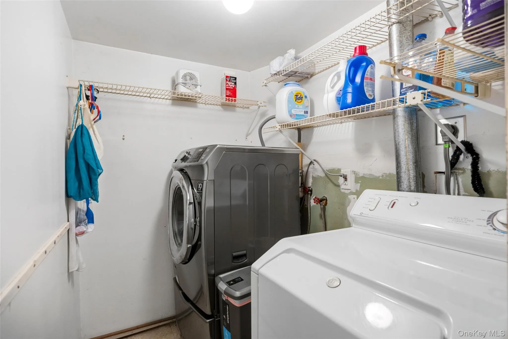 15 Lincoln Avenue, Babylon, NY, 3 Bedrooms Bedrooms, 6 Rooms Rooms,2 BathroomsBathrooms,Residential,For Rent,Lincoln,0,1004659 15 Lincoln Avenue, Babylon, NY, 3 Bedrooms Bedrooms, 6 Rooms Rooms,2 BathroomsBathrooms,Residential,For Rent,Lincoln,0,1004659
