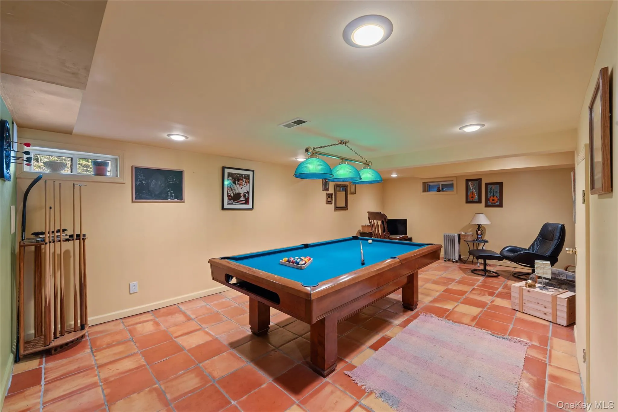 38 Hillvale Road, North Hempstead, NY, 4 Bedrooms Bedrooms, 7 Rooms Rooms,2 BathroomsBathrooms,Residential,For Rent,Hillvale,0,1004660 38 Hillvale Road, North Hempstead, NY, 4 Bedrooms Bedrooms, 7 Rooms Rooms,2 BathroomsBathrooms,Residential,For Rent,Hillvale,0,1004660