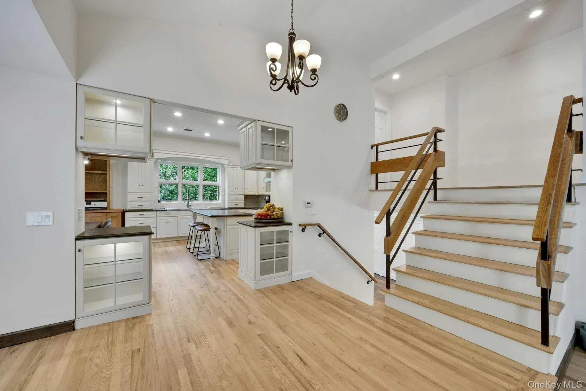 1 Canterbury Road, Scarsdale, NY, 4 Bedrooms Bedrooms, 7 Rooms Rooms,3 BathroomsBathrooms,Residential,For Rent,Canterbury,0,1004663 1 Canterbury Road, Scarsdale, NY, 4 Bedrooms Bedrooms, 7 Rooms Rooms,3 BathroomsBathrooms,Residential,For Rent,Canterbury,0,1004663