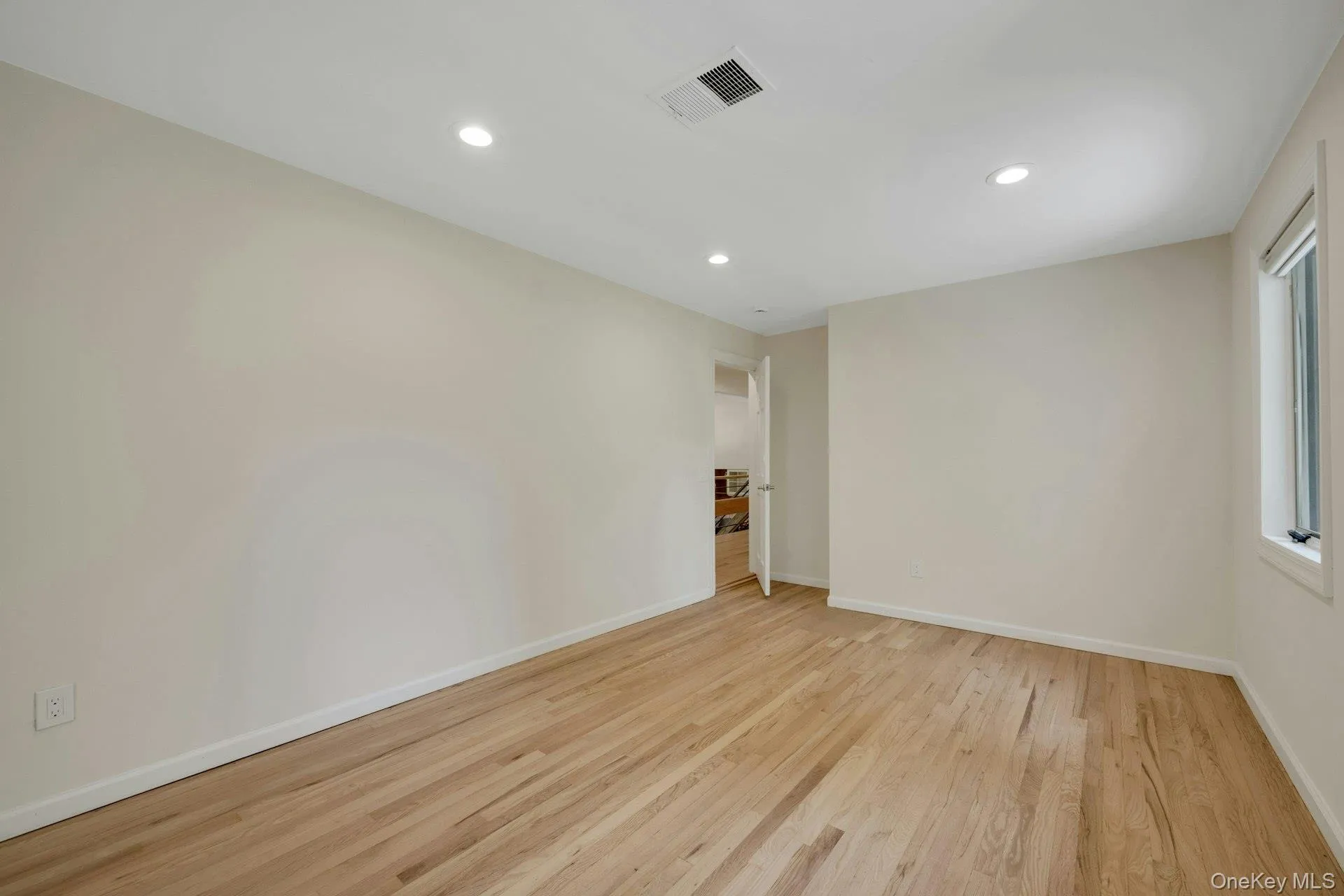 1 Canterbury Road, Scarsdale, NY, 4 Bedrooms Bedrooms, 7 Rooms Rooms,3 BathroomsBathrooms,Residential,For Rent,Canterbury,0,1004663 1 Canterbury Road, Scarsdale, NY, 4 Bedrooms Bedrooms, 7 Rooms Rooms,3 BathroomsBathrooms,Residential,For Rent,Canterbury,0,1004663