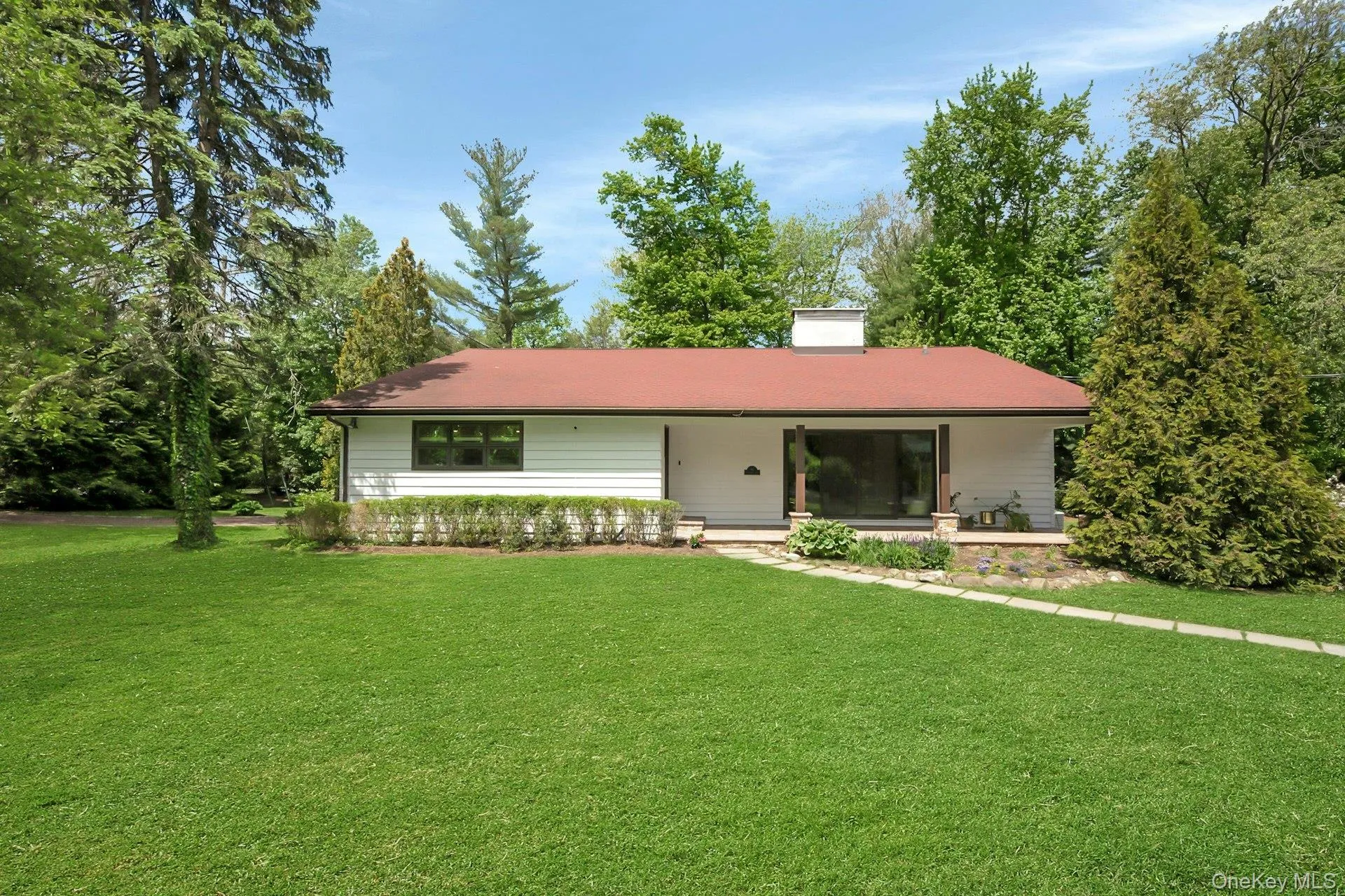 1 Canterbury Road, Scarsdale, NY, 4 Bedrooms Bedrooms, 7 Rooms Rooms,3 BathroomsBathrooms,Residential,For Rent,Canterbury,0,1004663 1 Canterbury Road, Scarsdale, NY, 4 Bedrooms Bedrooms, 7 Rooms Rooms,3 BathroomsBathrooms,Residential,For Rent,Canterbury,0,1004663