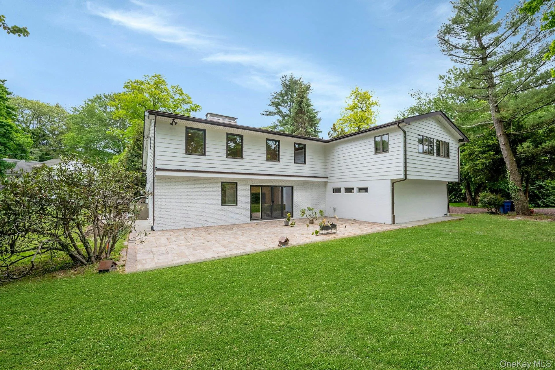 1 Canterbury Road, Scarsdale, NY, 4 Bedrooms Bedrooms, 7 Rooms Rooms,3 BathroomsBathrooms,Residential,For Rent,Canterbury,0,1004663 1 Canterbury Road, Scarsdale, NY, 4 Bedrooms Bedrooms, 7 Rooms Rooms,3 BathroomsBathrooms,Residential,For Rent,Canterbury,0,1004663