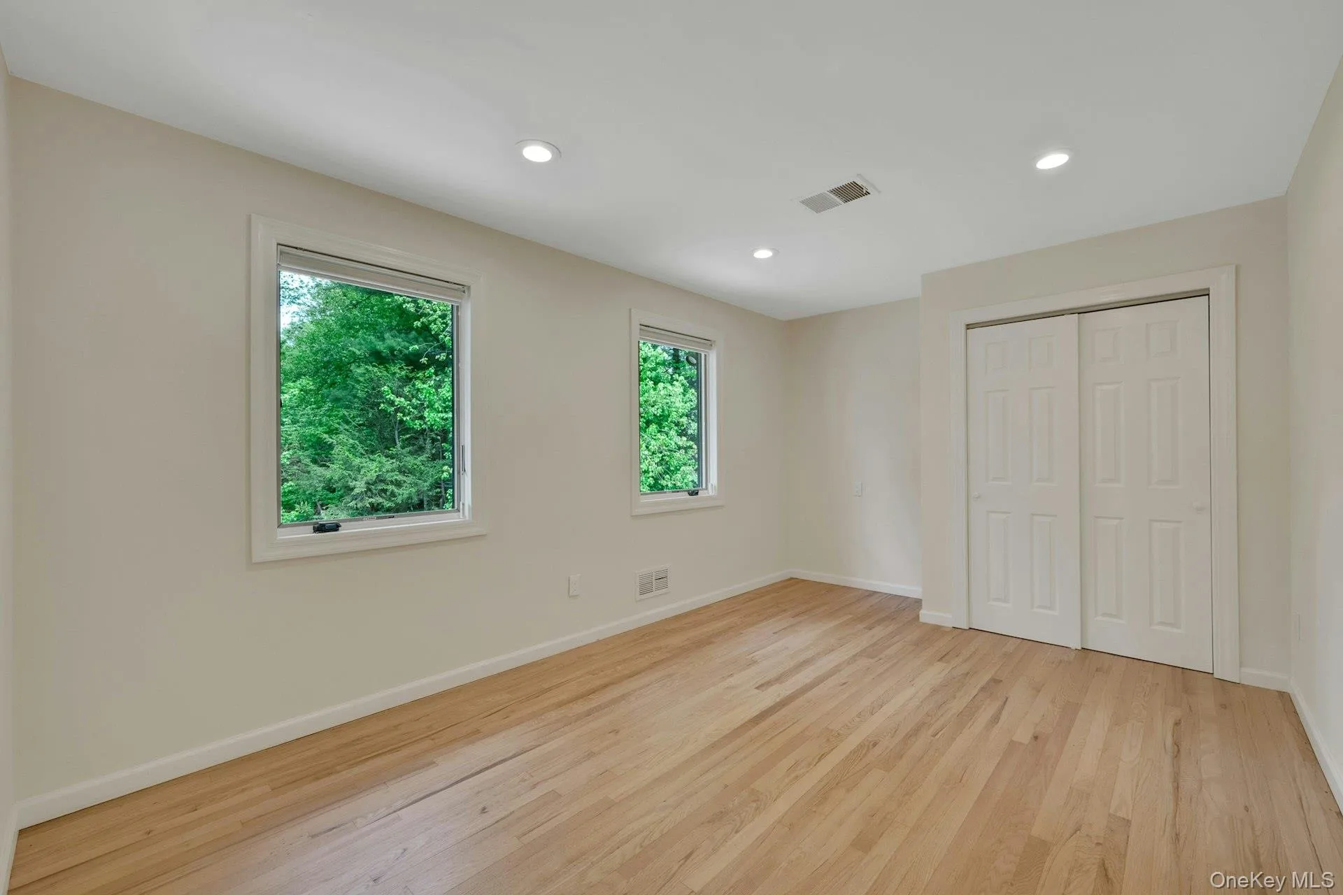 1 Canterbury Road, Scarsdale, NY, 4 Bedrooms Bedrooms, 7 Rooms Rooms,3 BathroomsBathrooms,Residential,For Rent,Canterbury,0,1004663 1 Canterbury Road, Scarsdale, NY, 4 Bedrooms Bedrooms, 7 Rooms Rooms,3 BathroomsBathrooms,Residential,For Rent,Canterbury,0,1004663