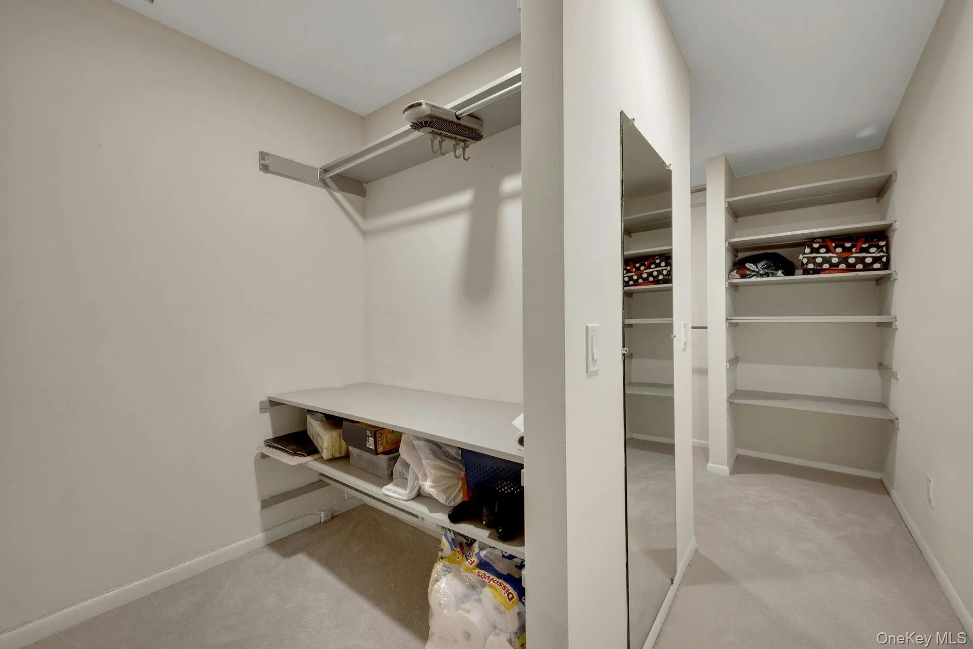 1 Canterbury Road, Scarsdale, NY, 4 Bedrooms Bedrooms, 7 Rooms Rooms,3 BathroomsBathrooms,Residential,For Rent,Canterbury,0,1004663 1 Canterbury Road, Scarsdale, NY, 4 Bedrooms Bedrooms, 7 Rooms Rooms,3 BathroomsBathrooms,Residential,For Rent,Canterbury,0,1004663