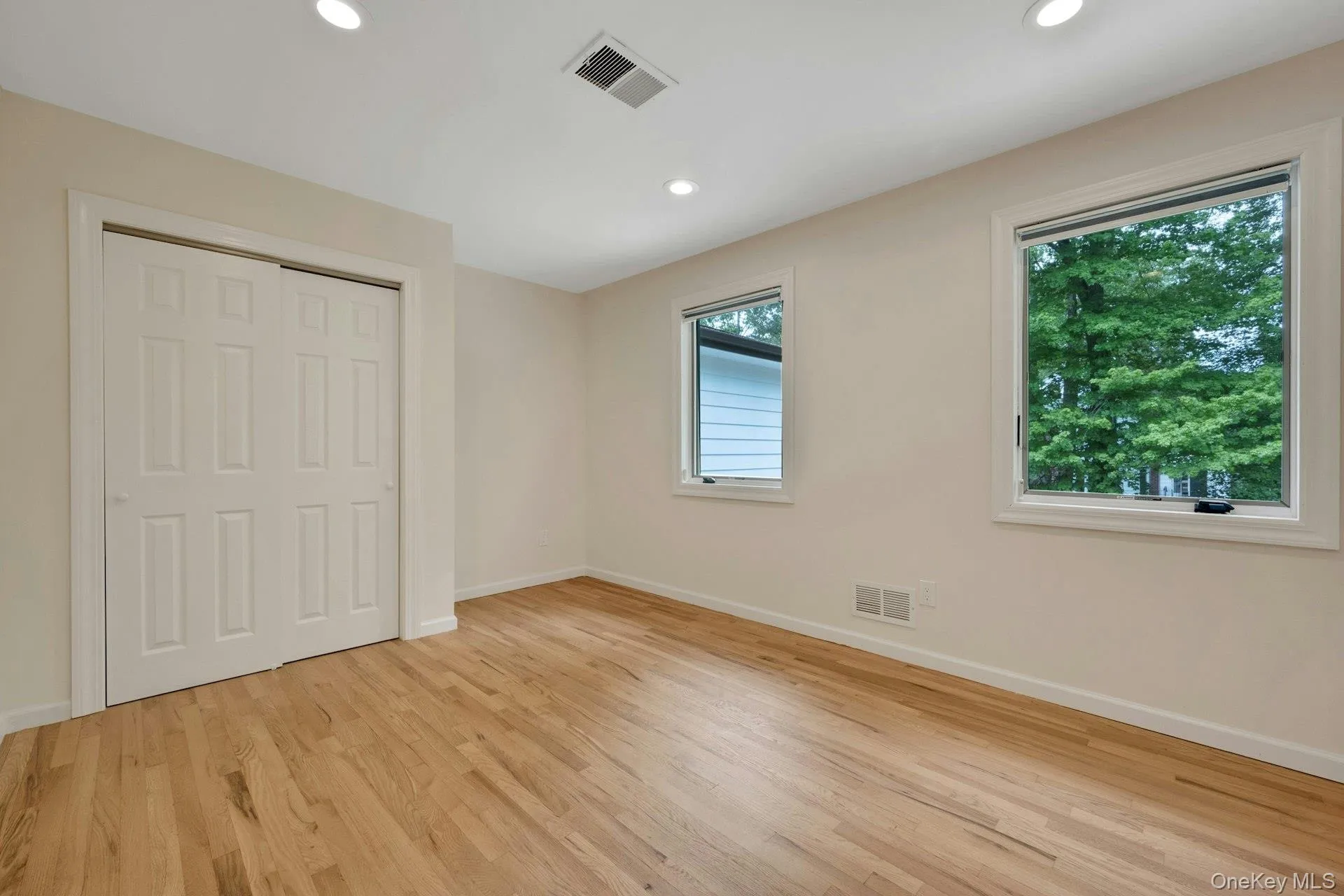 1 Canterbury Road, Scarsdale, NY, 4 Bedrooms Bedrooms, 7 Rooms Rooms,3 BathroomsBathrooms,Residential,For Rent,Canterbury,0,1004663 1 Canterbury Road, Scarsdale, NY, 4 Bedrooms Bedrooms, 7 Rooms Rooms,3 BathroomsBathrooms,Residential,For Rent,Canterbury,0,1004663