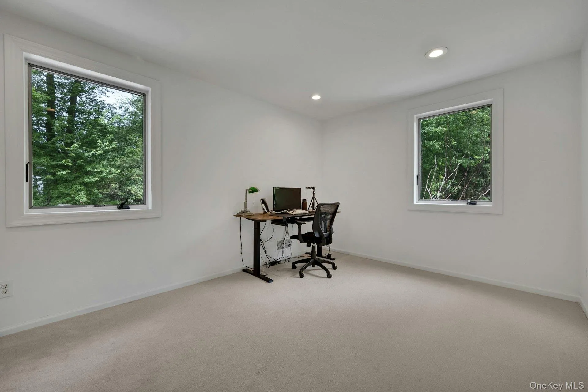 1 Canterbury Road, Scarsdale, NY, 4 Bedrooms Bedrooms, 7 Rooms Rooms,3 BathroomsBathrooms,Residential,For Rent,Canterbury,0,1004663 1 Canterbury Road, Scarsdale, NY, 4 Bedrooms Bedrooms, 7 Rooms Rooms,3 BathroomsBathrooms,Residential,For Rent,Canterbury,0,1004663